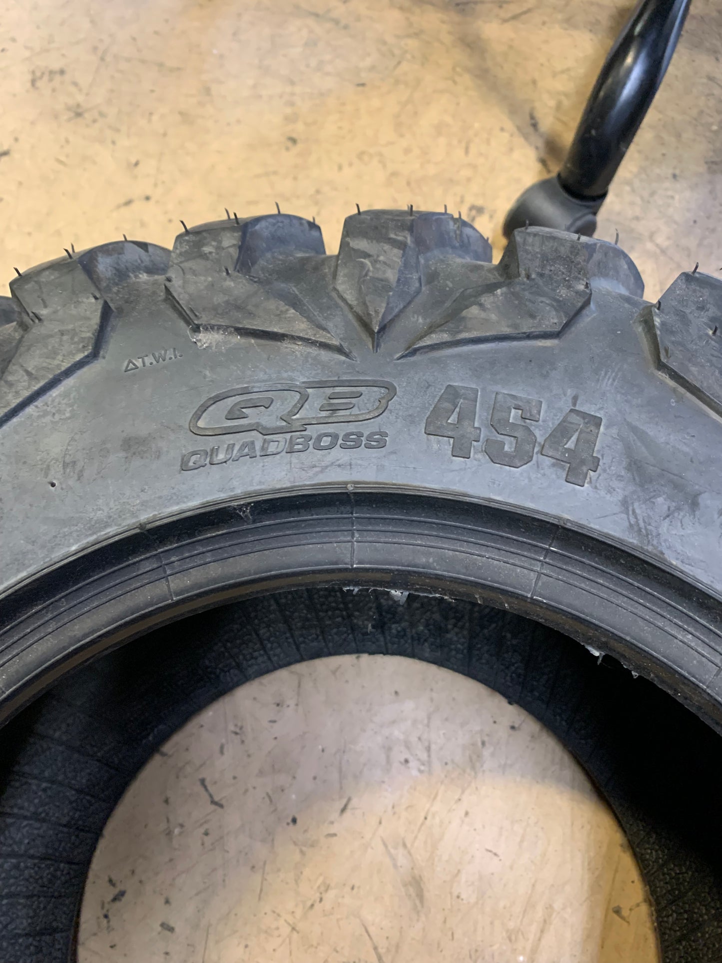 QUADBOSS QBT454 BSW AT 25 10 12 74F 6PLY ATV/UTV TIRE 608542
