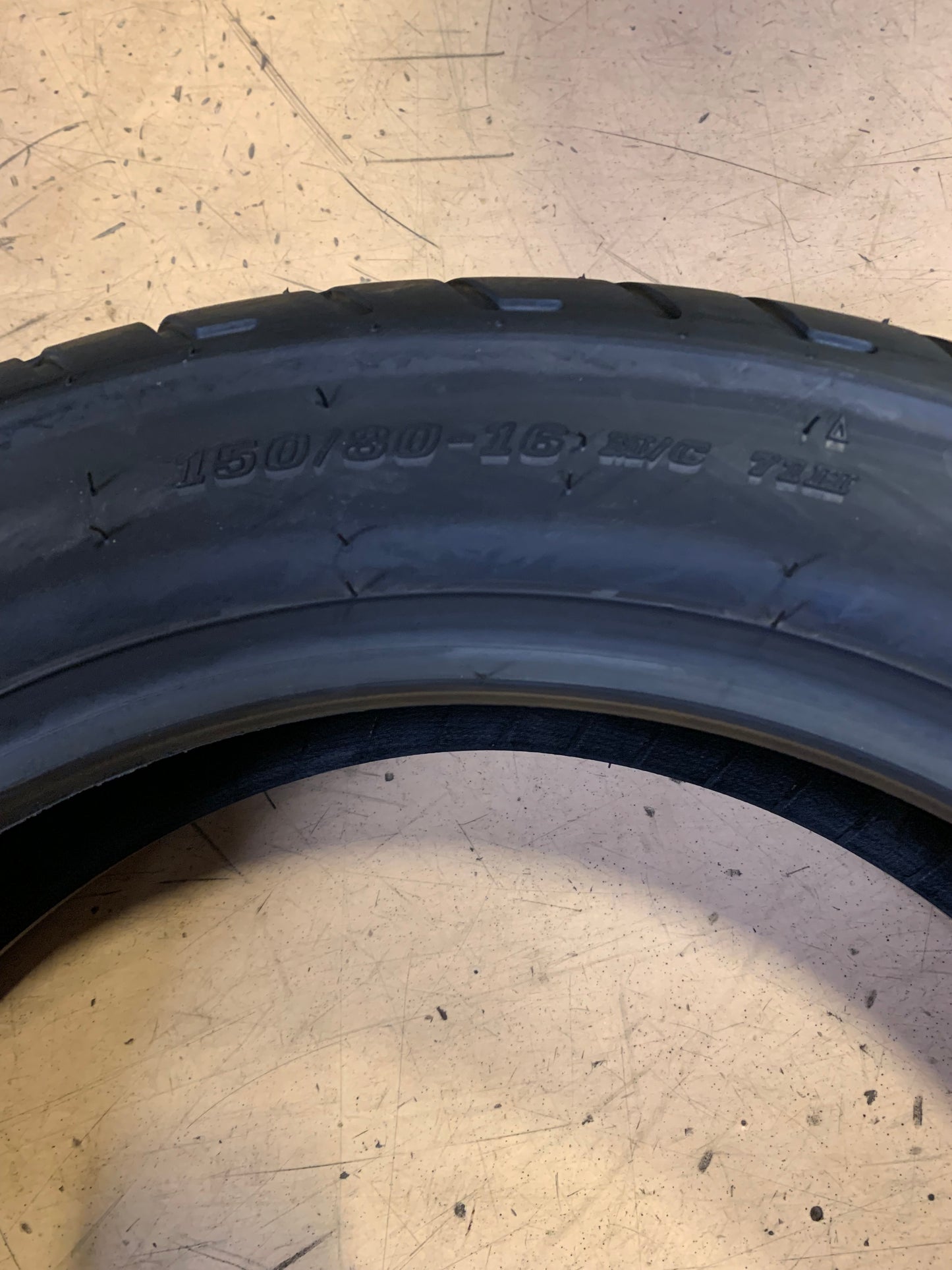 DUNLOP D404 BSW 150 80 16 71H FRONT MOTORCYCLE TIRE 45605987