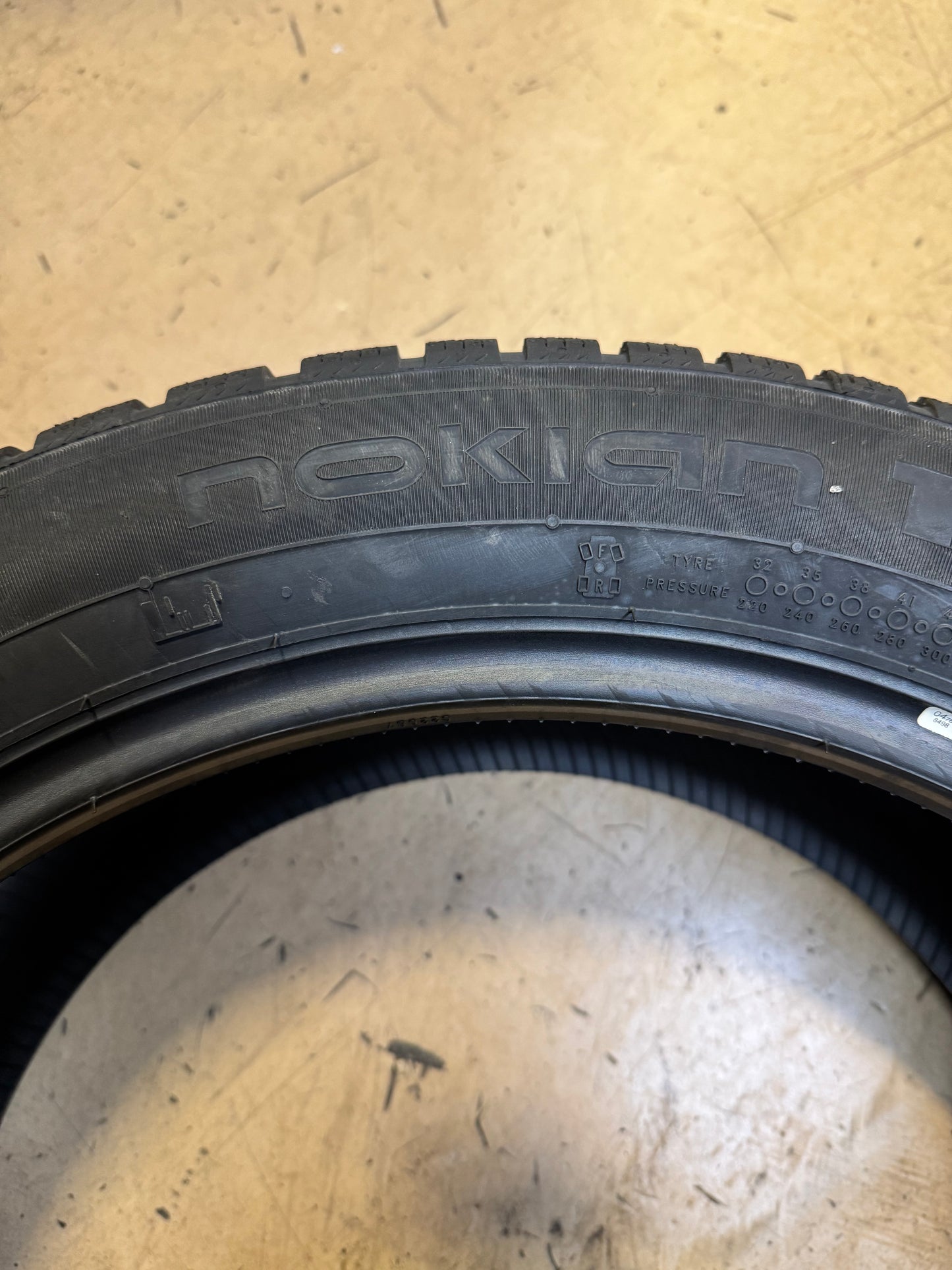 NOKIAN REMEDY WRG5 (EV) BSW P 225 50 18 99V XL ALL WEATHER TIRE T432549