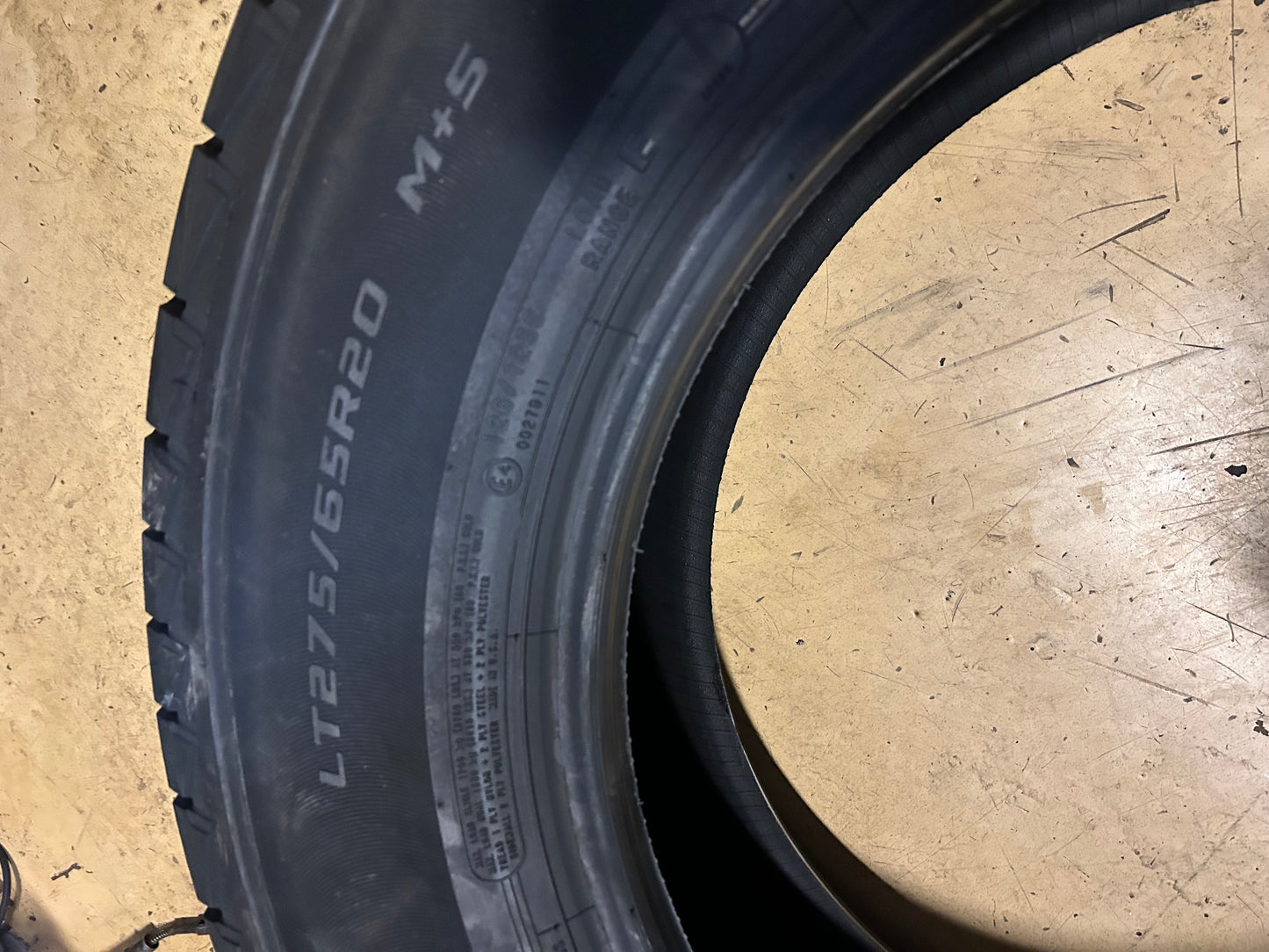 MASTERCRAFT COURSER HXT LT 275 65 20 126/123S 10PLY ALL SEASON TIRE 175073001