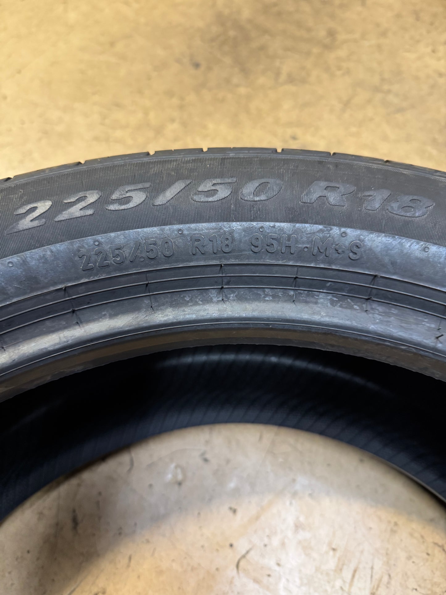 PIRELLI P4 PERSIST AS PLUS BSW P 225 50 18 95H ALL SEASON TIRE 4077700