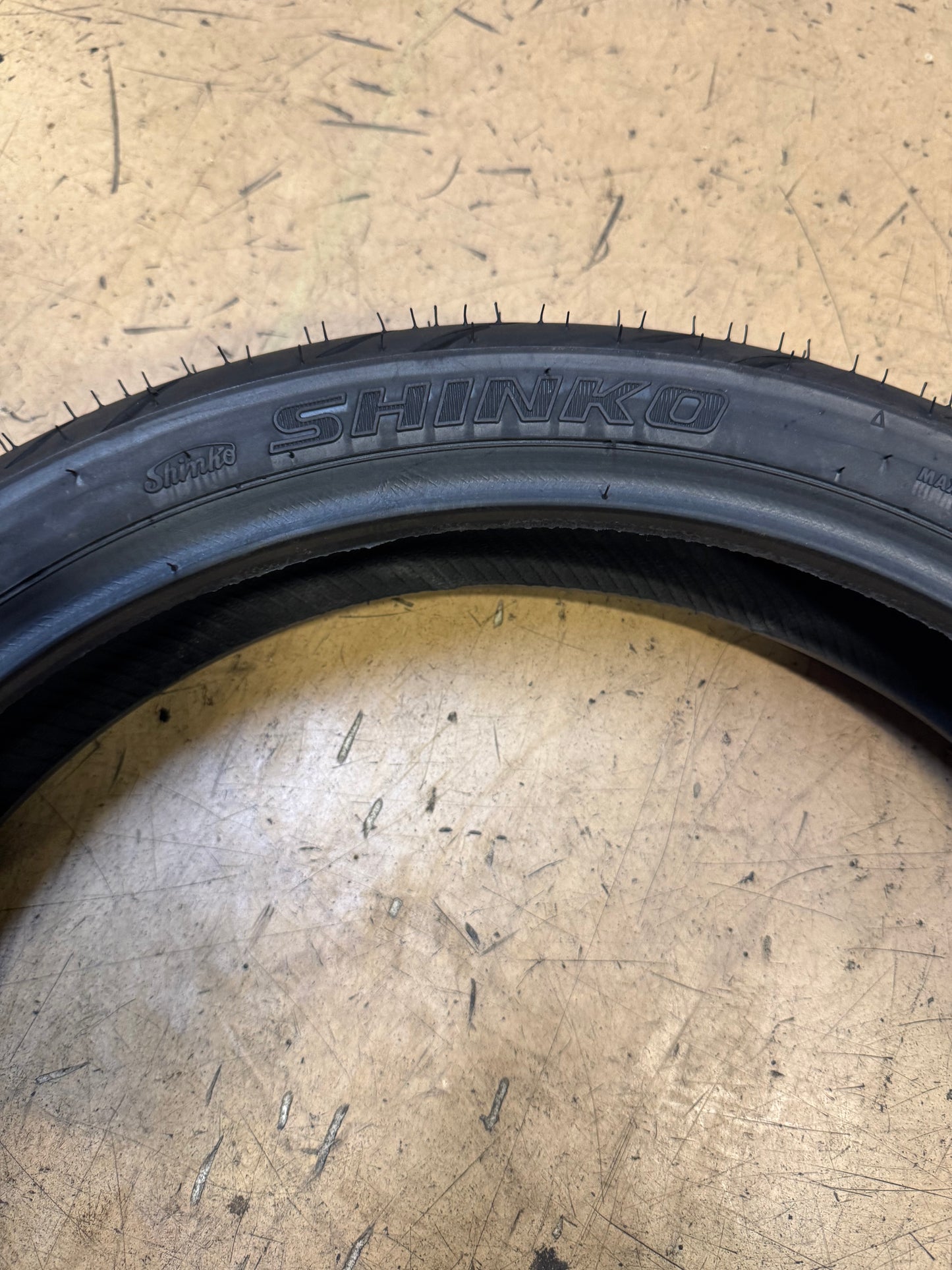 SHINKO SR740 BSW 110 70 17 54H FRONT MOTORCYCLE TIRE 874460