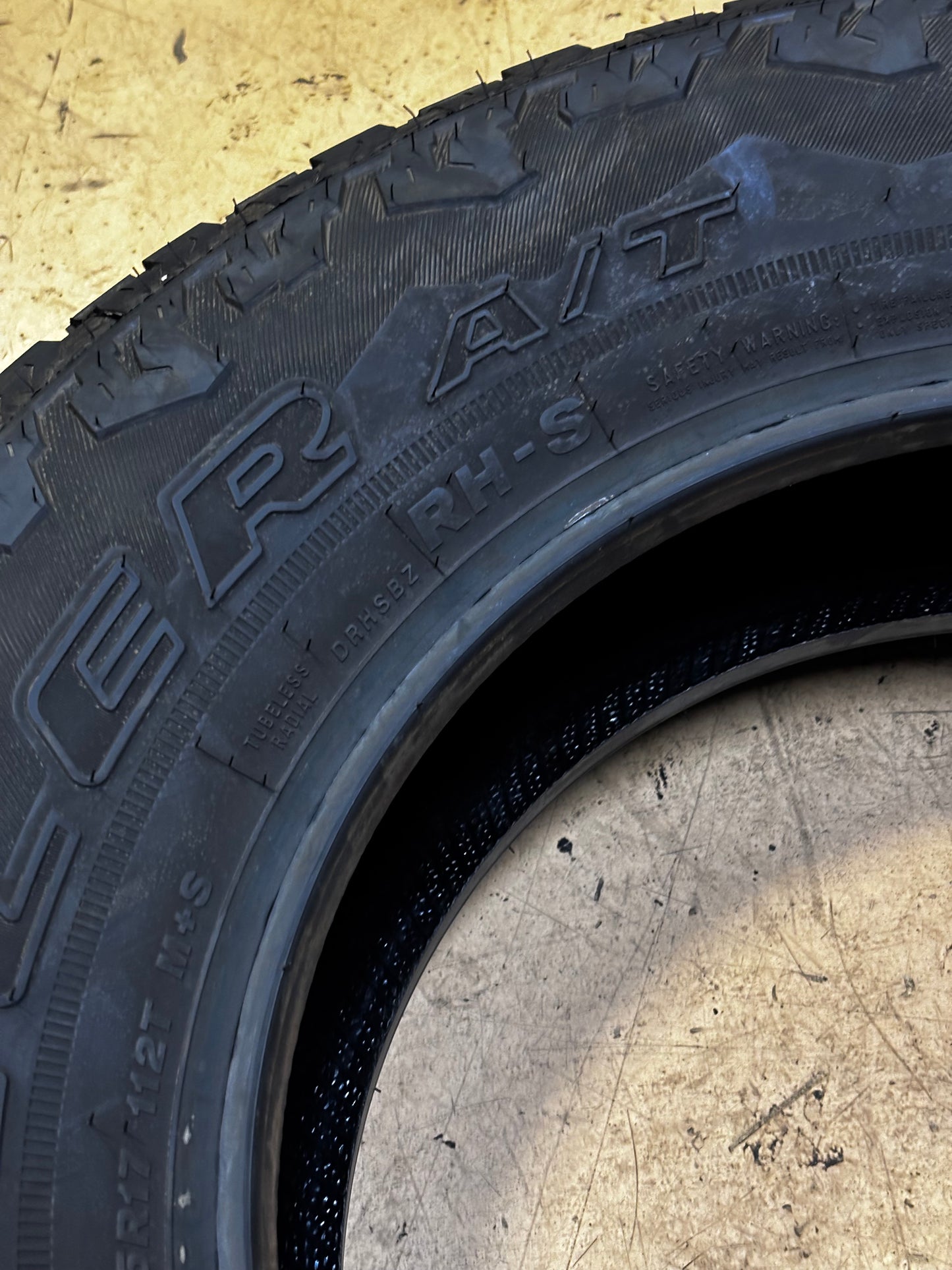 BRIDGESTONE DUELER A/T RH-S BSW P 245 75 17 112T SL ALL TERRAIN TIRE 003349