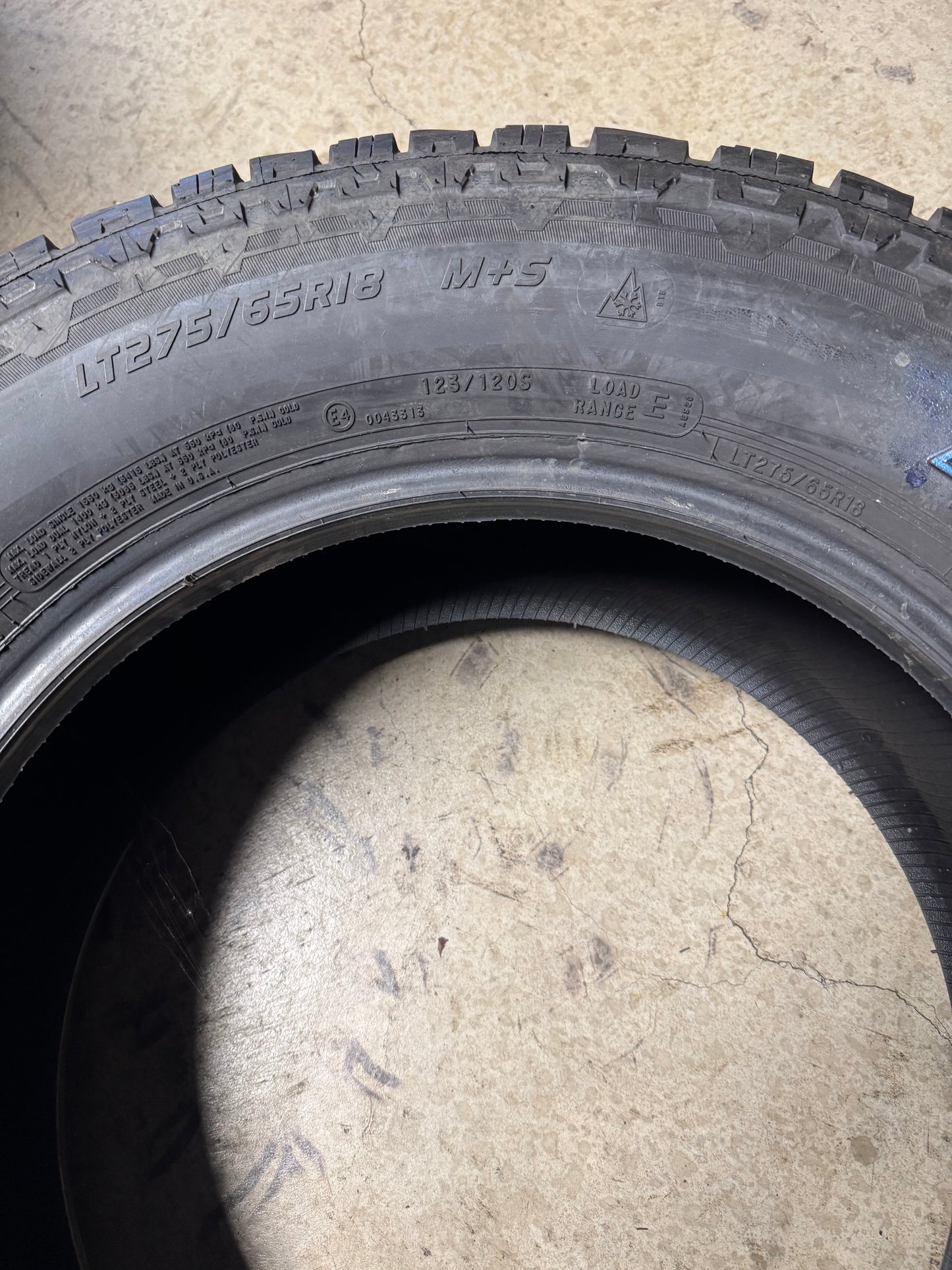 NOS HERCULES TERRA TRAC AT II OWL LT 275 65 18 123/120S 10PLY ALL TERRAIN TIRE 04116