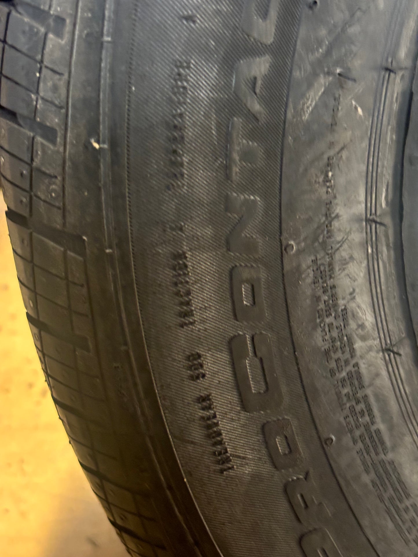 CONTINENTAL PROCONTACT TX P 215 65 17 99H SL ALL SEASON TIRE 15507710000