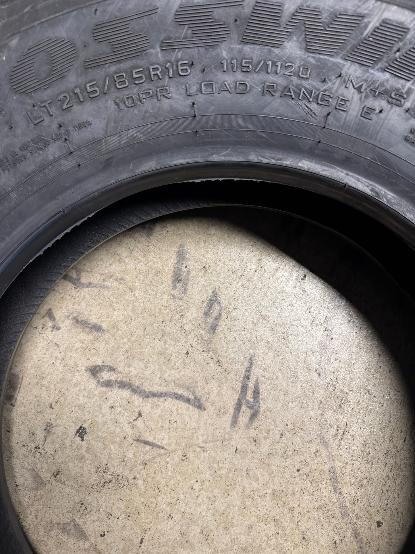 NOS CROSSWIND L780 BSW LT 215 85 16 115/112Q 10PLY ALL SEASON TIRE LTR2071LL