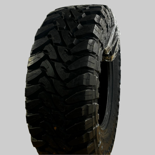 (KSL ONLY) TOYO OPEN COUNTRY MT LT 38 13.5 18 126Q LRD 8 PLY MUD TERRAIN TIRE 560380