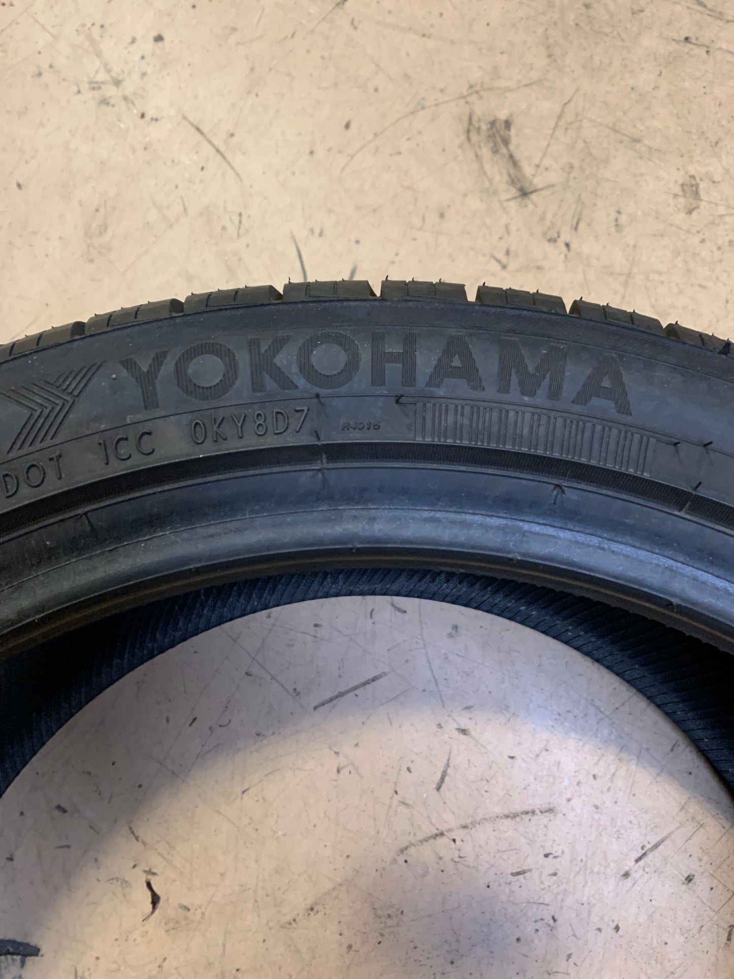 YOKOHAMA AVID ASCEND LX BSW P 215 45 17 87V ALL SEASON TIRE 110132821