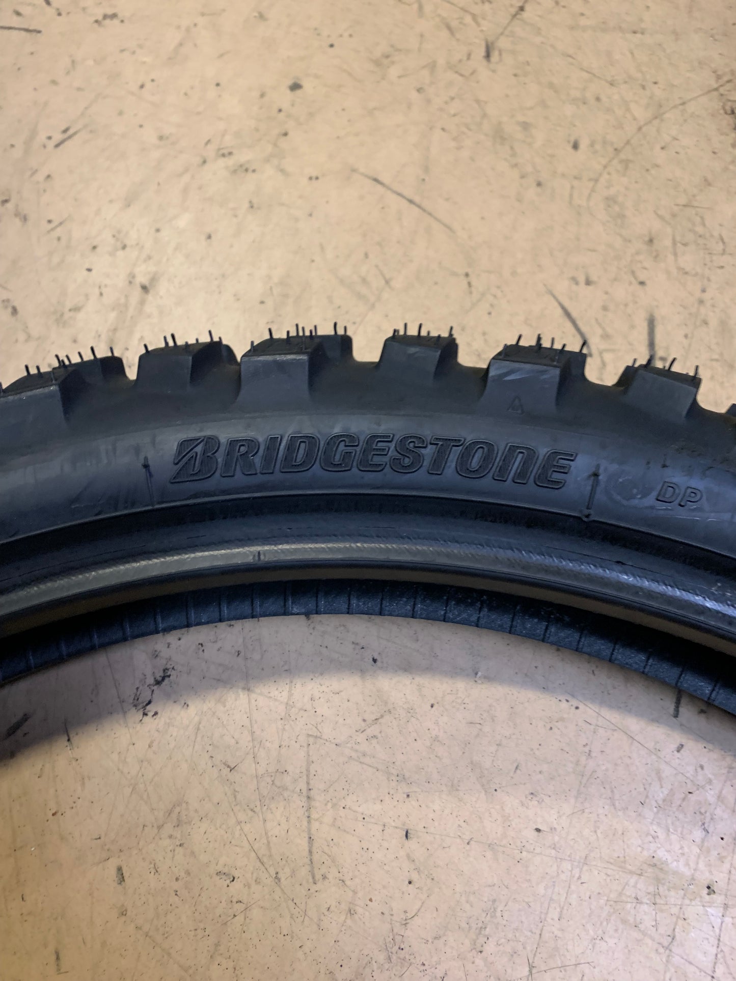 BRIDGESTONE BATTLAX ADVENTURECROSS AX41 BSW 90 90 21 54Q FRONT MOTORCYCLE TIRE 11457