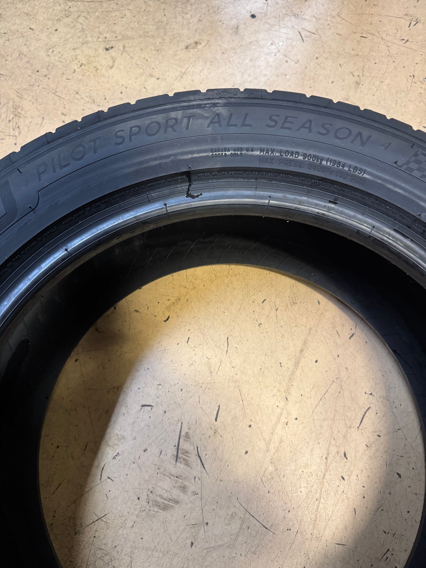 MICHELIN PILOT SPORT ALL SEASON 4 BSW P 245 50 18 104Y XL TIRE 27469