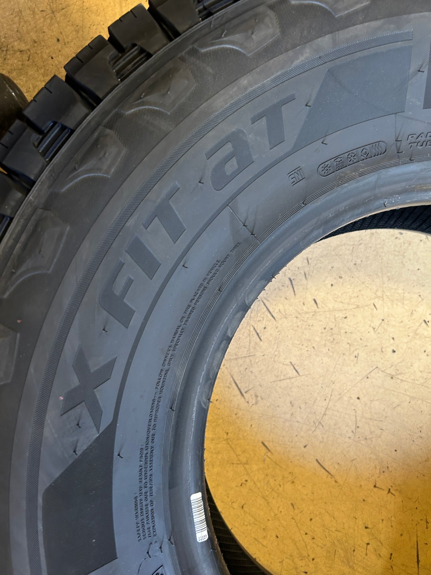 LAUFENN X FIT AT BSW P 31 10.5 15 109R 6PLY ALL TERRAIN TIRE 2020167