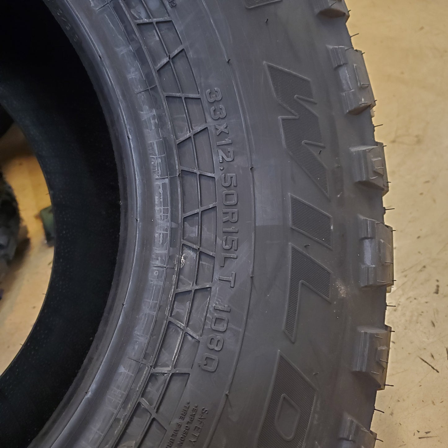 FALKEN WILDPEAK M/T MT01 LT 33 12.5 15 108Q LRC 6PLY MUD TERRAIN TIRE 28516518