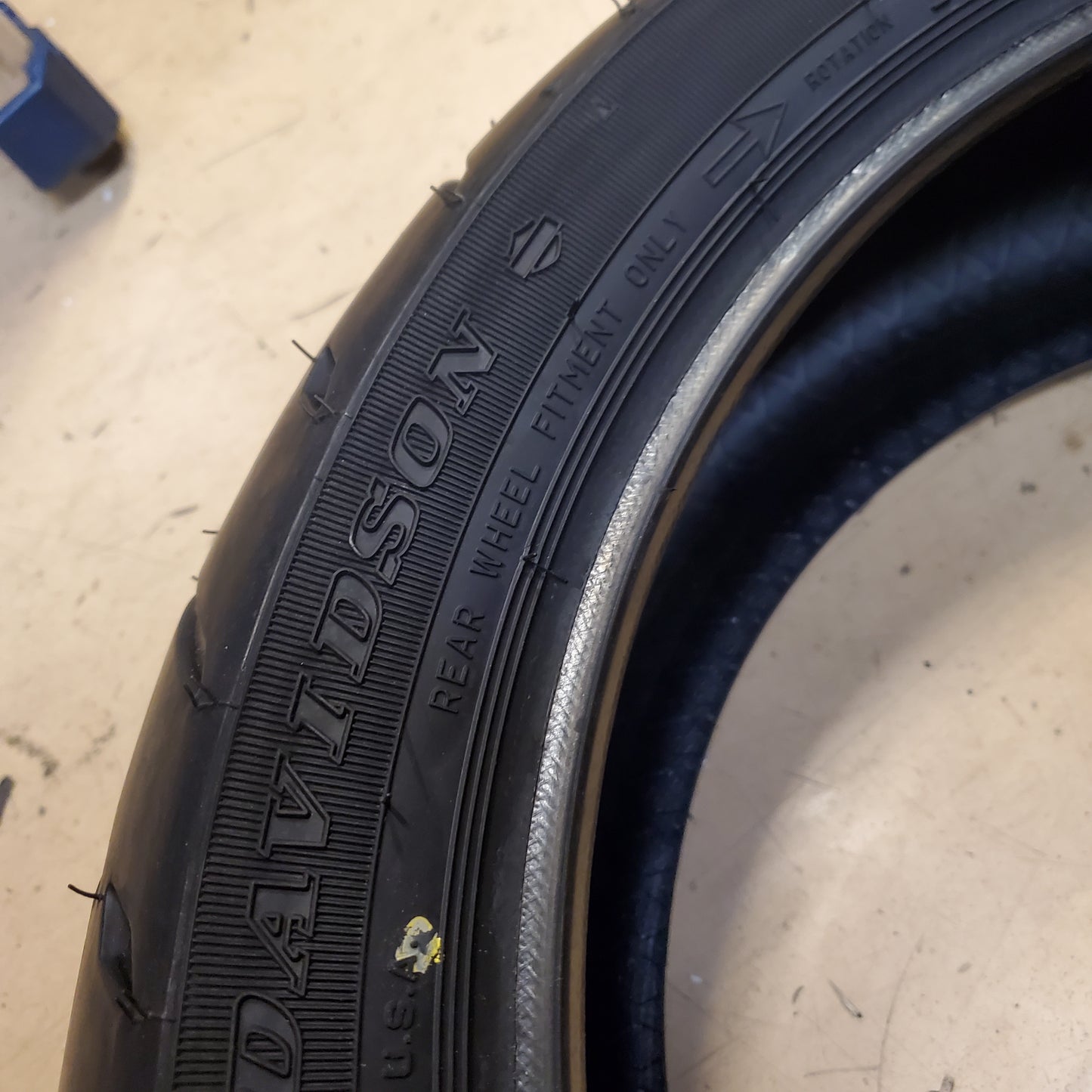 DUNLOP HARLEY DAVIDSON D407 BSW 200 55 17 78V REAR MOTORCYCLE TIRE 45028220