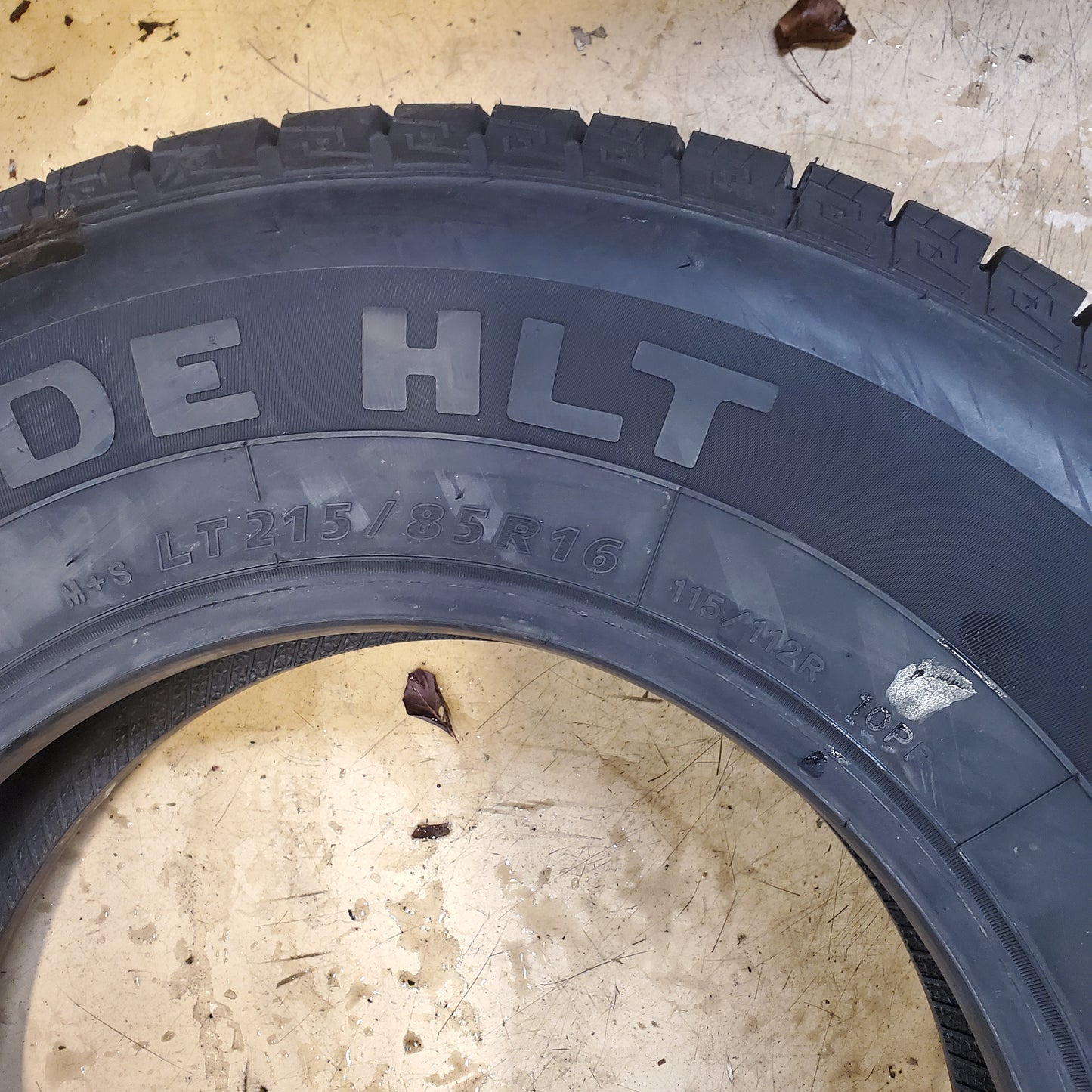 TBC TRAIL GUIDE HLT LT 215 85 16 115/112R 10 PLY HIGHWAY LIGHT TRUCK TIRE TGH14