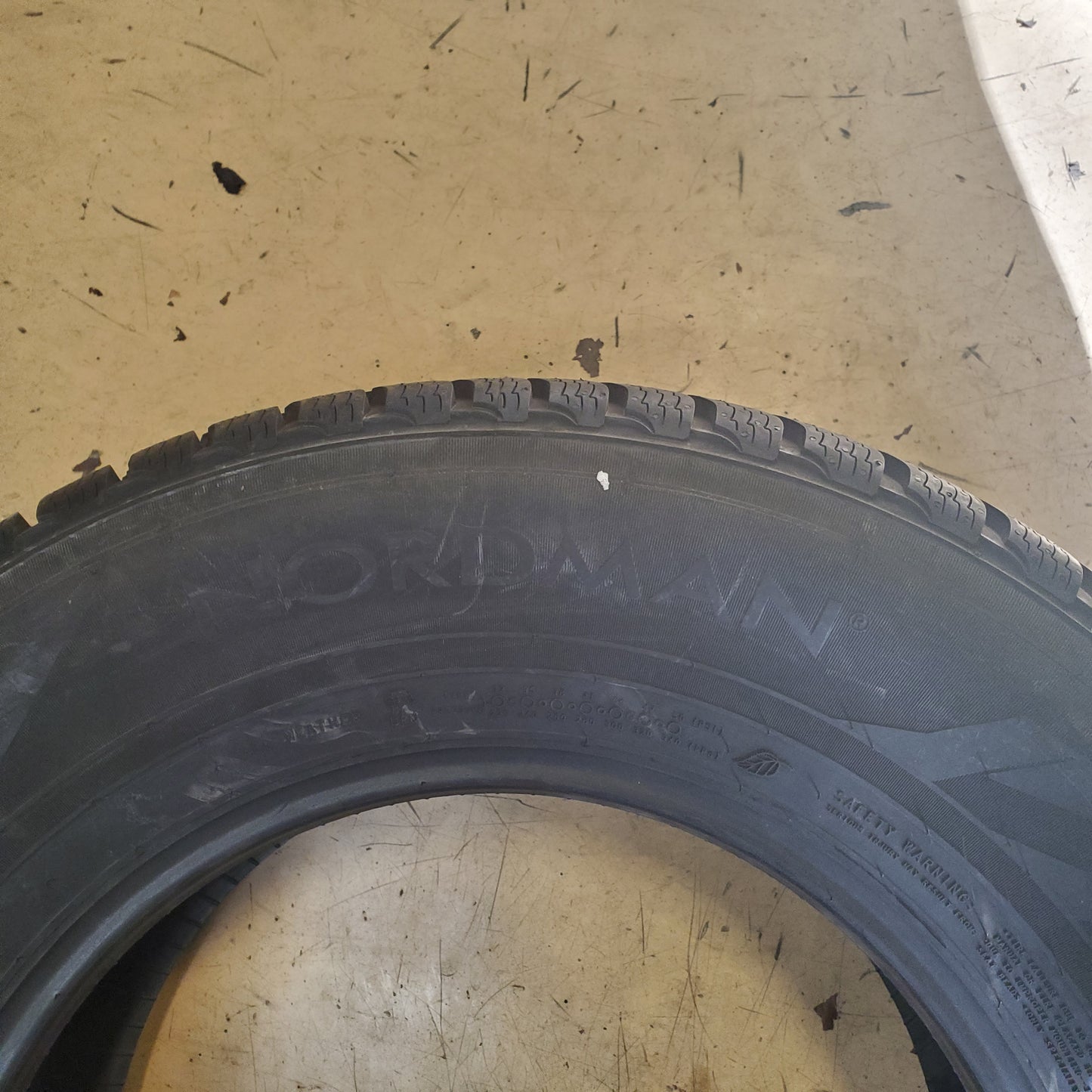 NORDMAN SOLSTICE BSW P 235 70 16 106H ALL SEASON CAR TIRE T431138