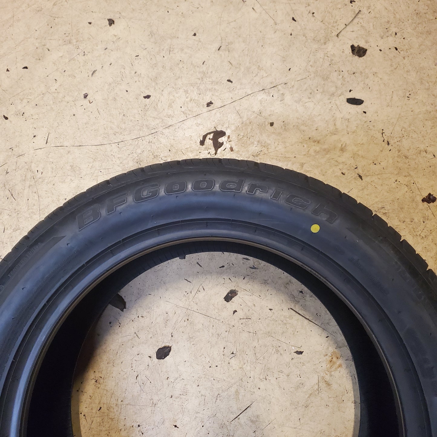 BFGOODRICH ADVANTAGE CONTROL BSW 245 50 18 104V XL YEAR ROUND TIRE 72672