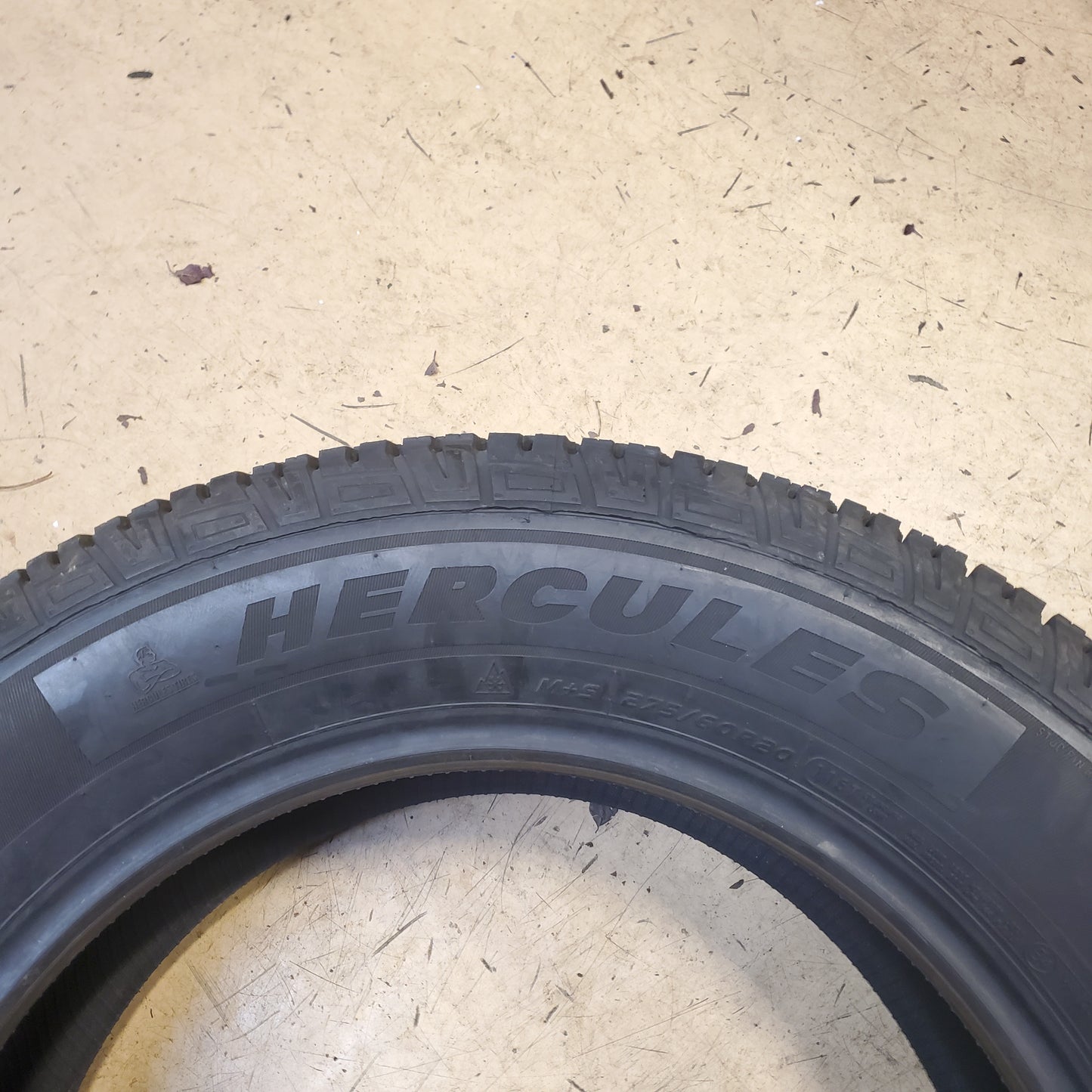 HERCULES AVALANCHE TT BSW LT 275 60 20 115T SL WINTER CAR TIRE 1765