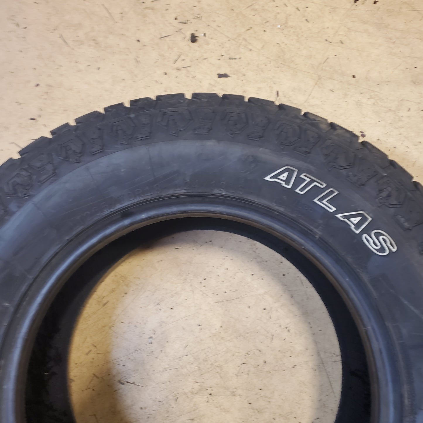 ATLAS PARALLER A/T LT RWL 265 70 18 124/121S ALL TERRAIN TRUCK TIRE 221023134