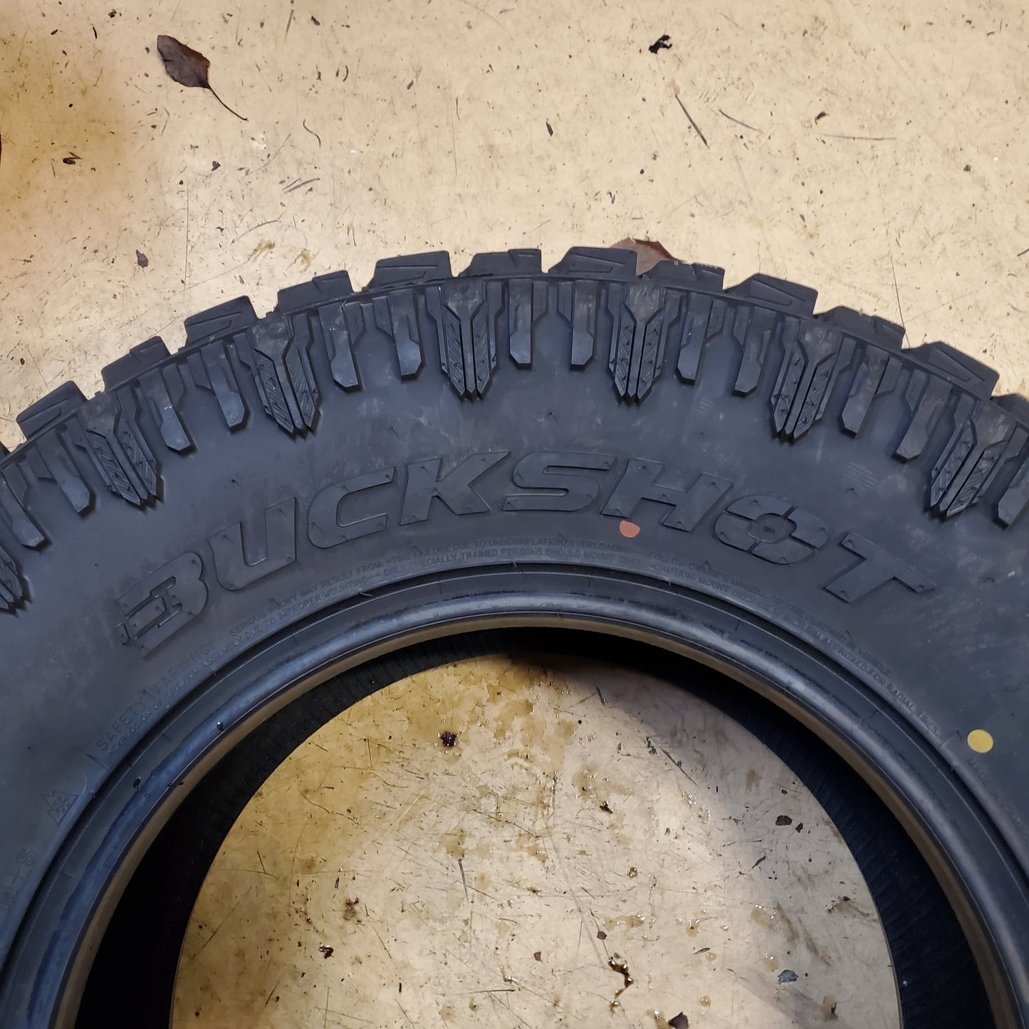 BUCKSHOT ALL TERRAIN BSW LT 285 70 17 126/123Q TRUCK TIRE CBSAT08