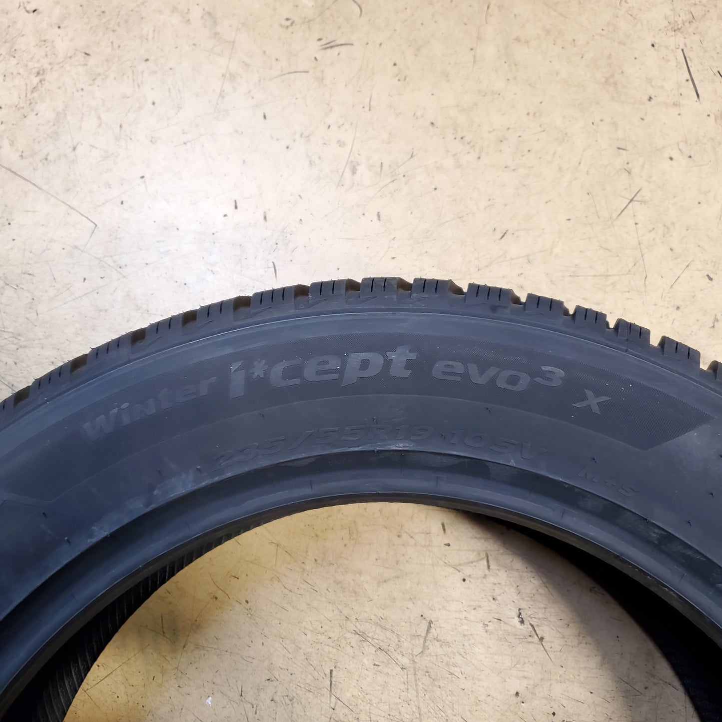 HANKOOK WINTER I PICK EVO3 X BSW 235 55 19 105V XL WINTER CAR TIRE 1026391