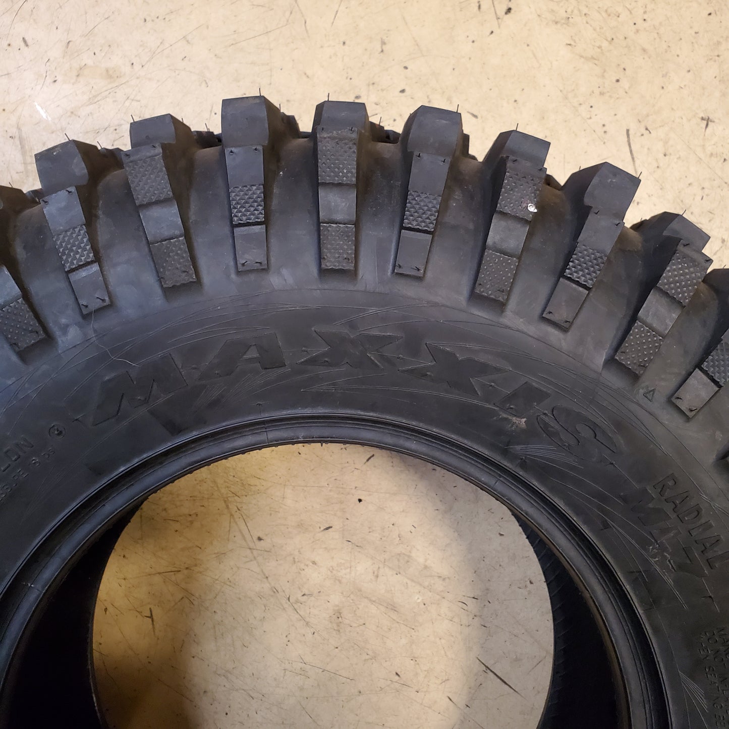 MAXXIS ROXXZILLA BSW 30 10.00 14 ATV/UTV TIRE TM00118500