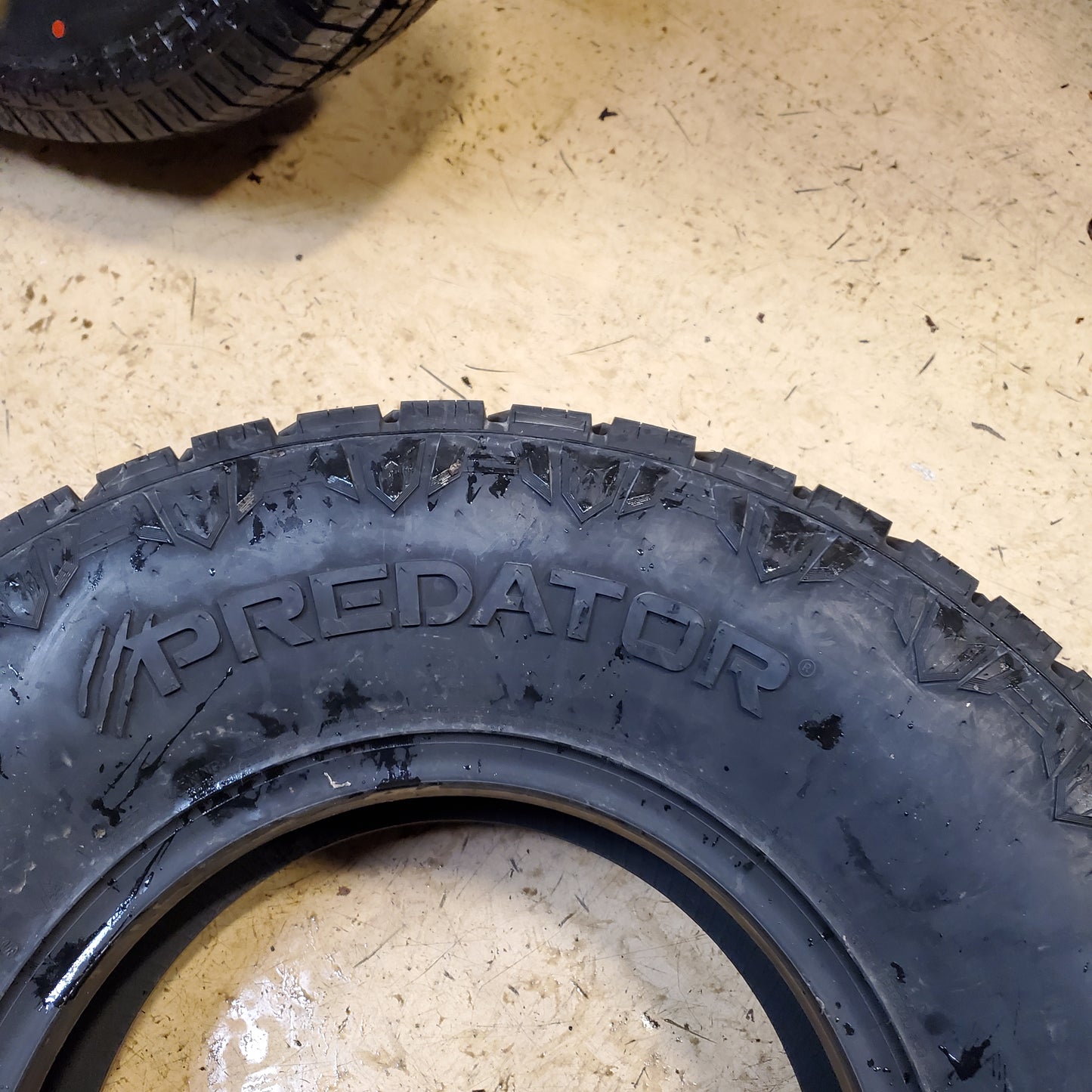 PREDATOR NEW MUTANT X AT BSW LT 285 75 16 126/123R 10PLY TRUCK TIRE NPRXAT02