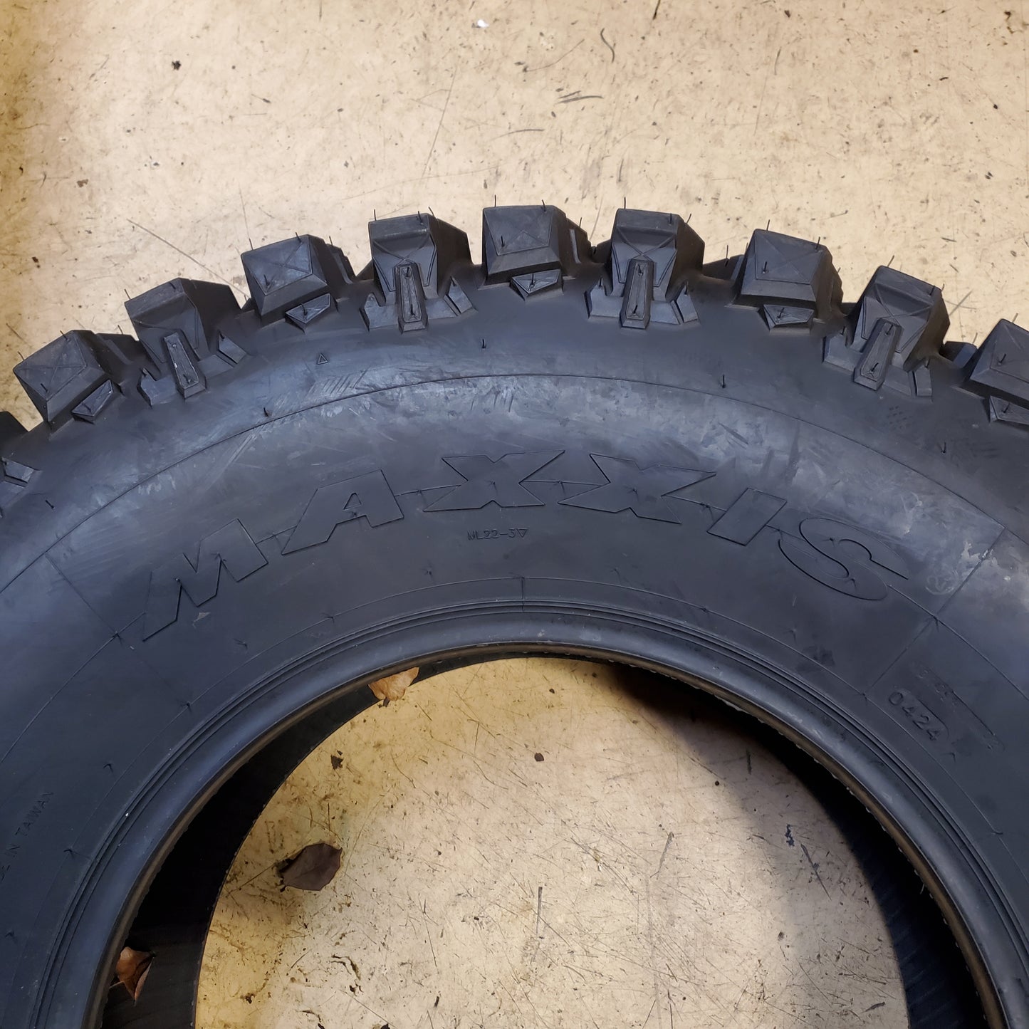 MAXXIS RAMPAGE FURY ML22 32 10.00 15 LRD 8PLY NHS ATV/UTV TIRE TM00259300
