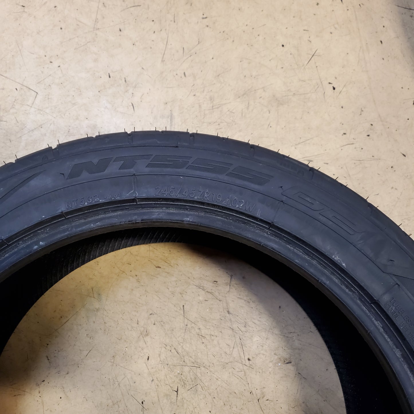 NITTO NT555 G2 BSW P 245 45 19 102W XL UHP TIRE 211170