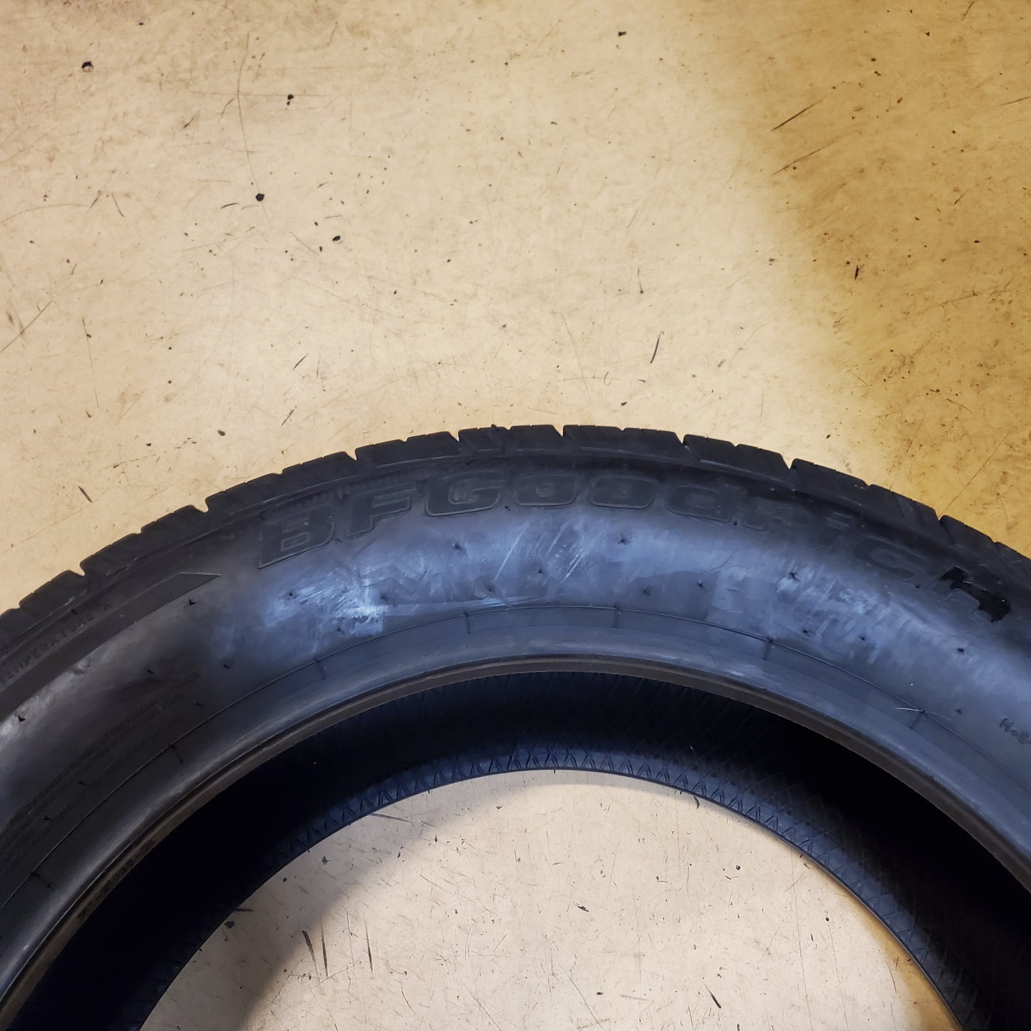 BFGOODRICH ADVANTAGE CONTROL BSW P 255 55 20 110H XL HIGHWAY TIRE 24766