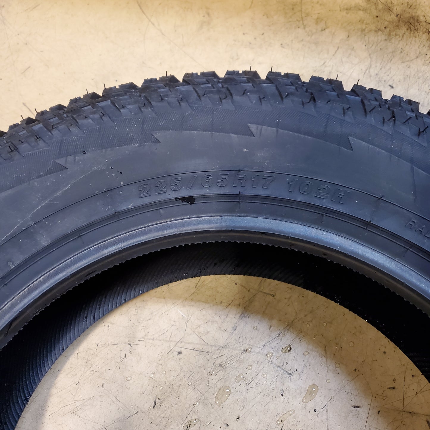 YOKOHAMA GEOLANDAR A/T GO15 BSW P 225 65 17 102H ALL TERRAIN TIRE 110101518