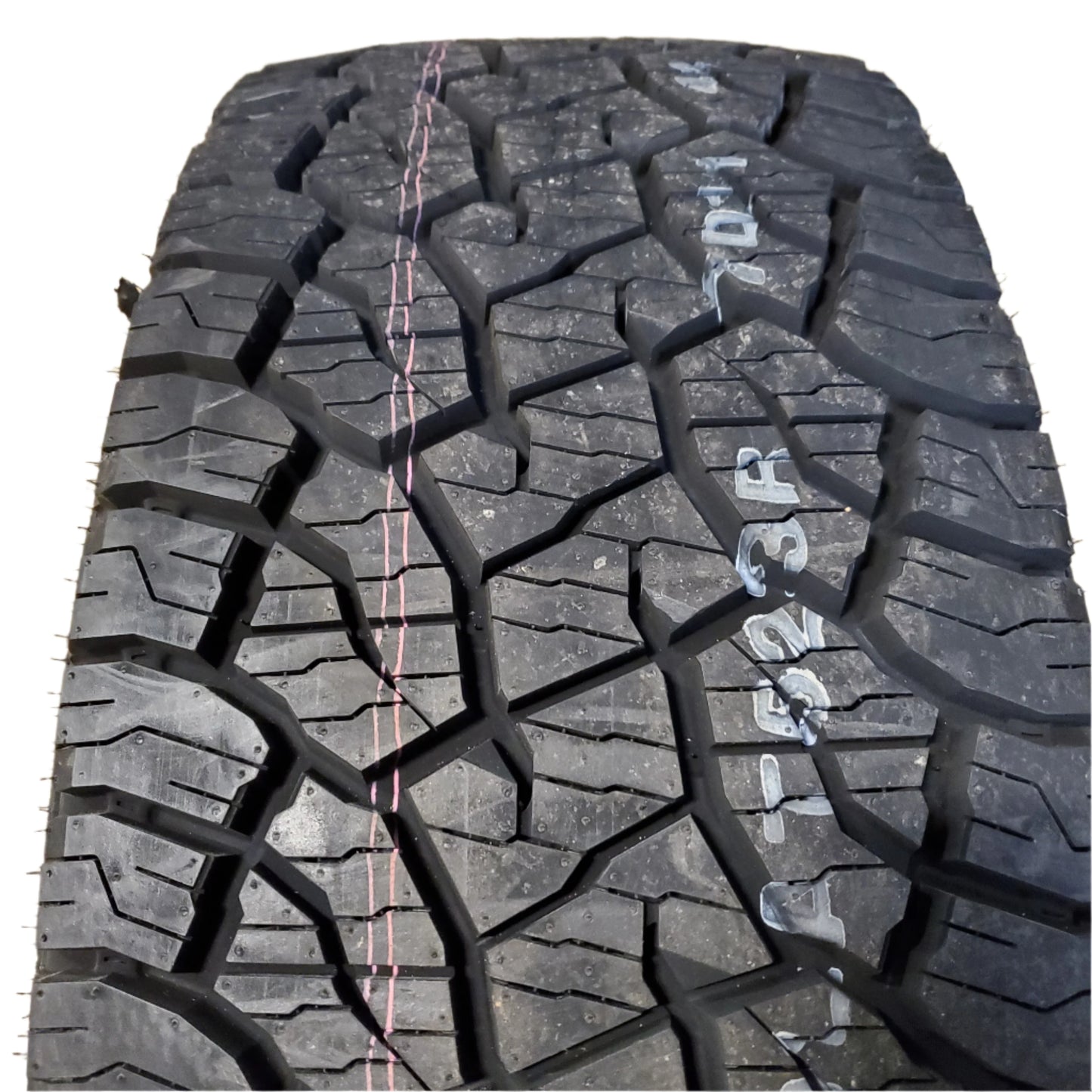 KUMHO ROAD VENTURE AT52 BSW LT 35X12.50R20 121R 10 PLY ALL TERRAIN TIRE 2283923