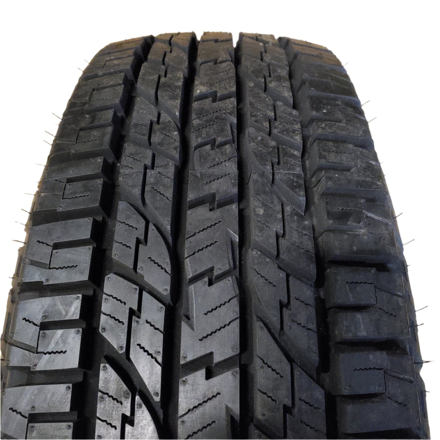 YOKOHAMA GEOLANDAR AT GO15 OWL LT 245 70 17 119/116R 10PLY TIRE 110101638
