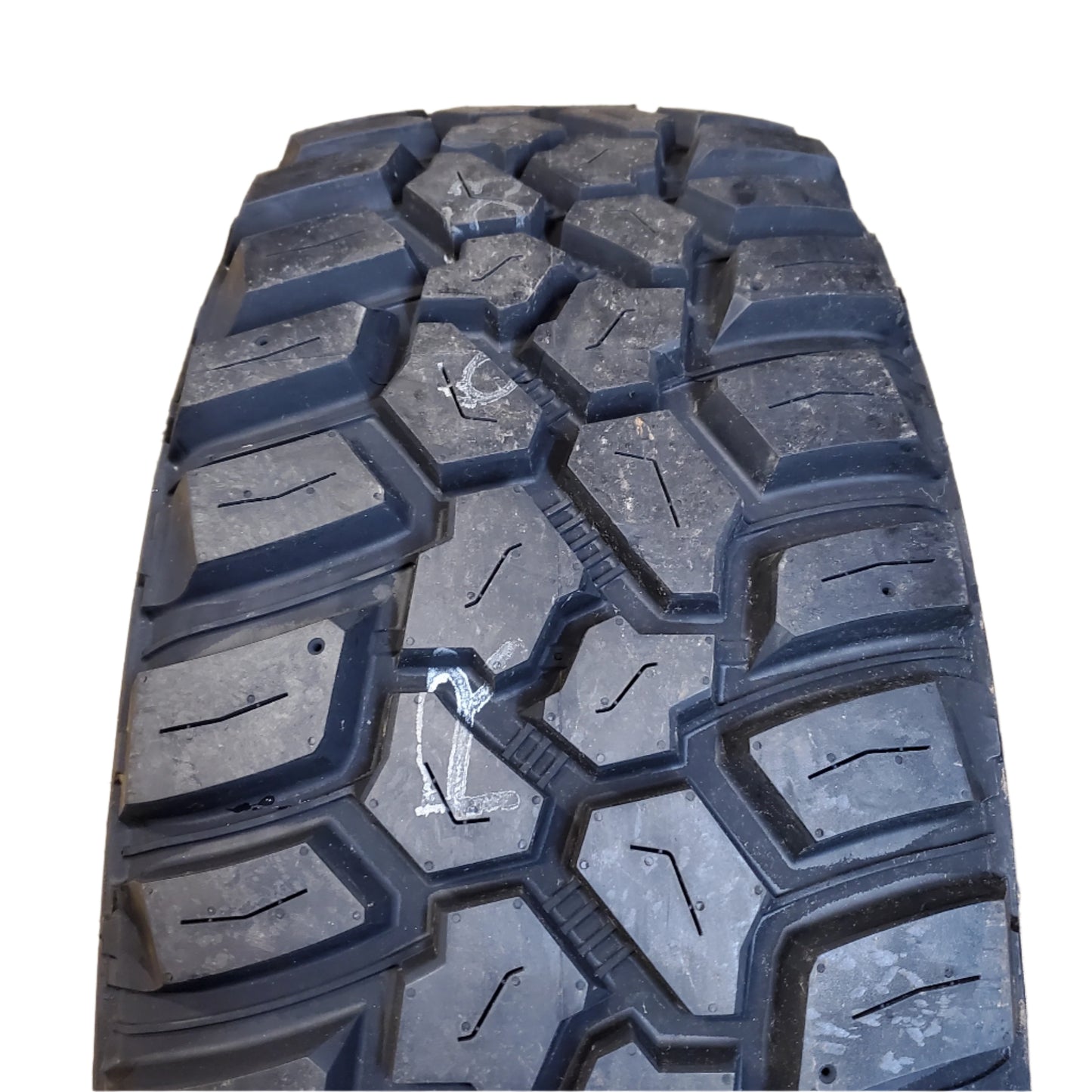 COOPER EVOLUTION M/T OWL LT 35 12.50 17 121Q 10 PLY MUD TIRE 170170035