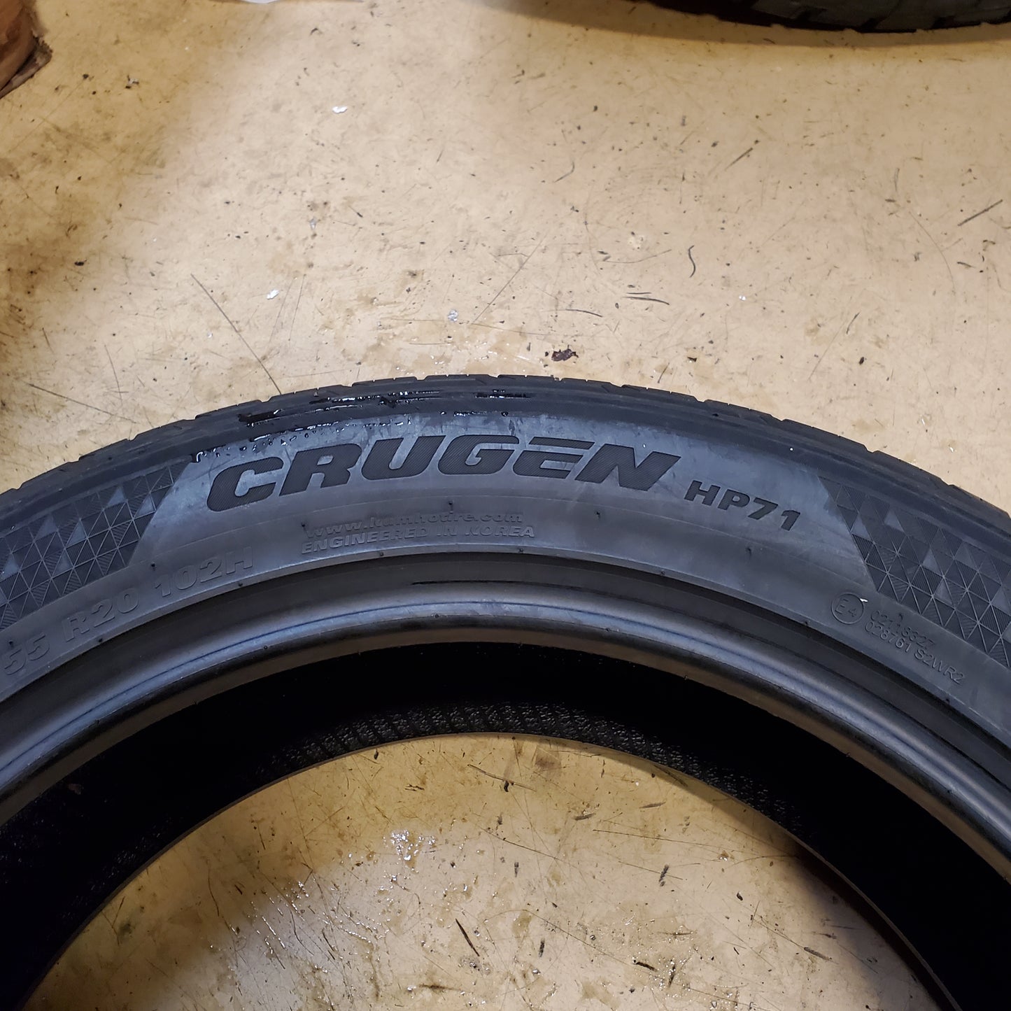 KUMHO CRUGEN HP71 BSW P 235 55 20 102H ALL SEASON TIRE 2248233