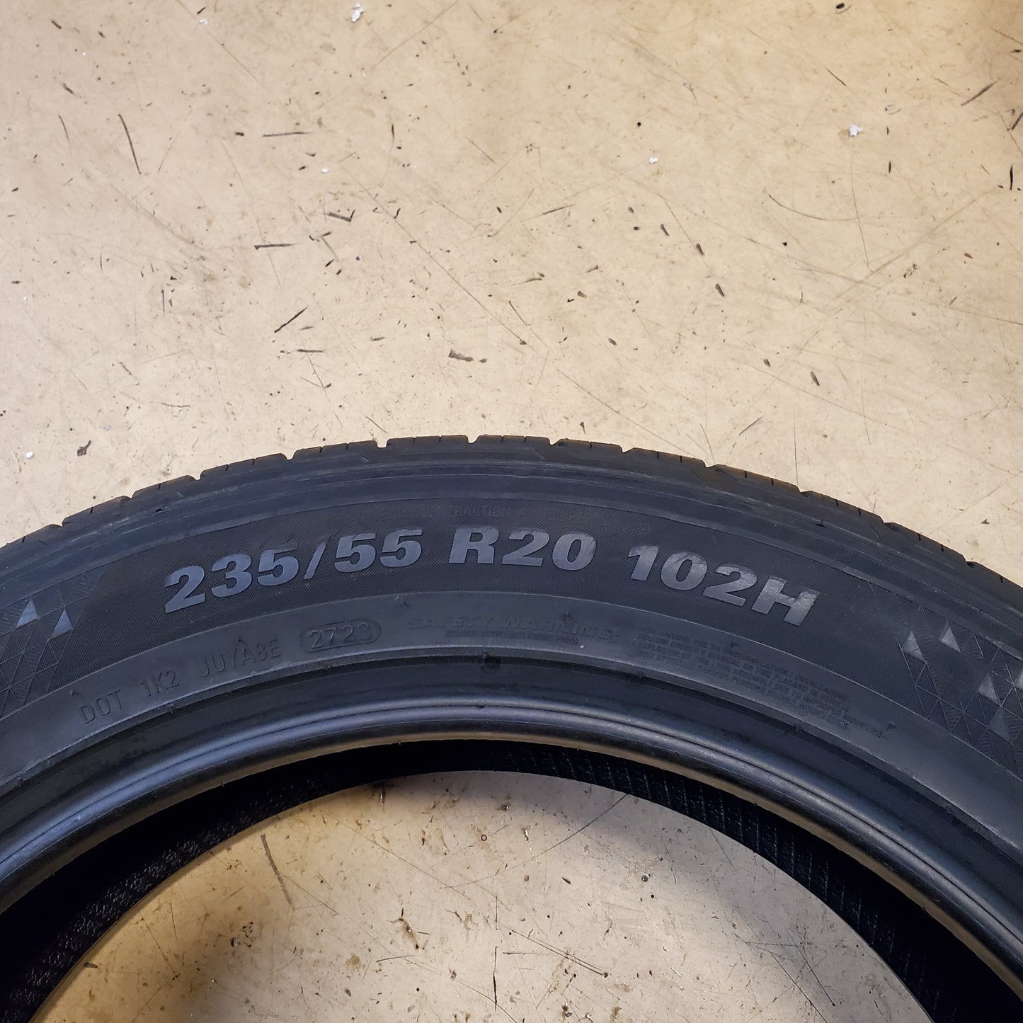 KUMHO CRUGEN HP71 BSW P 235 55 20 102H ALL SEASON TIRE 2248233