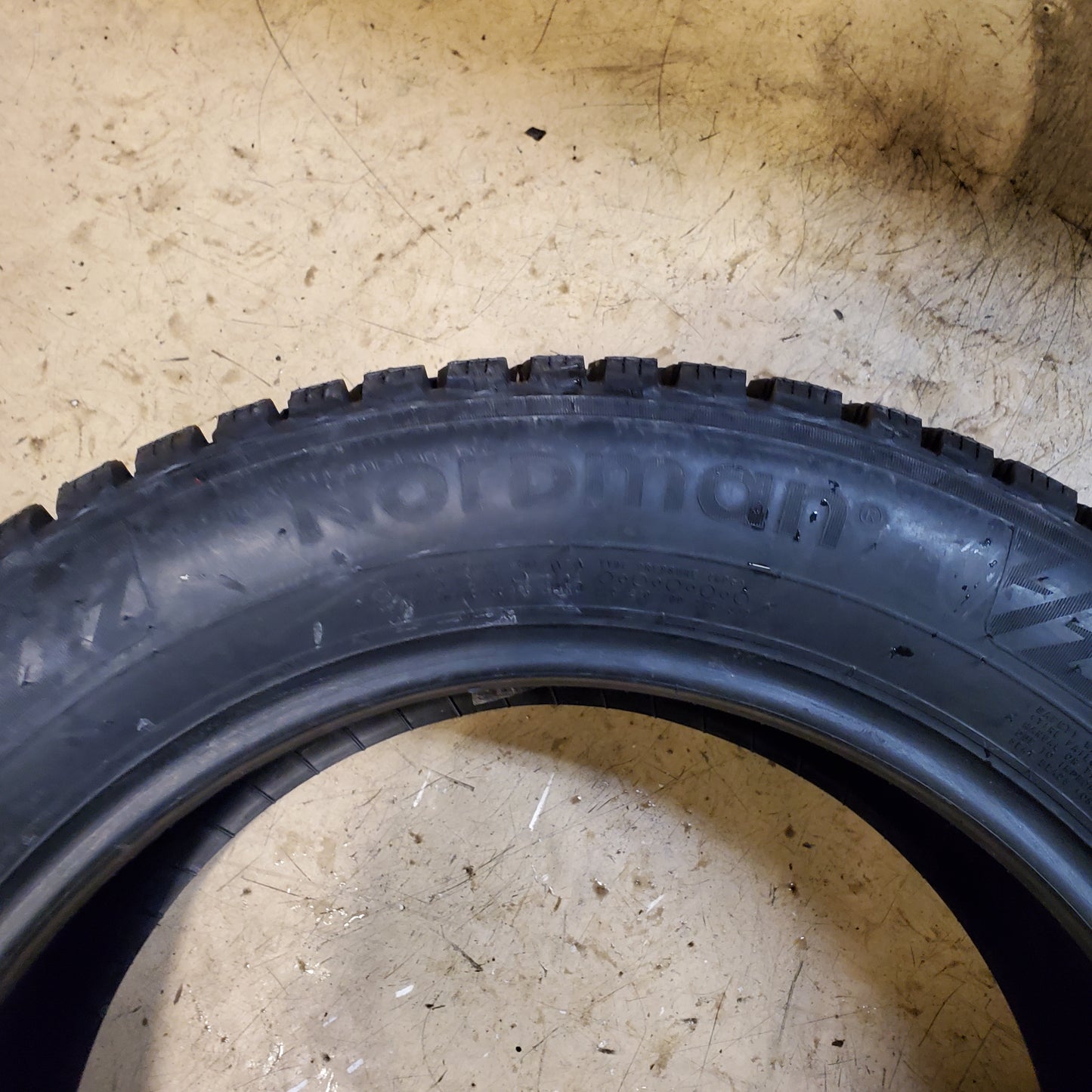 NOKIAN NORDMAN NORTH 9 STUDDED BSW P 225 55 17 101T XL WINTER TIRE T432906