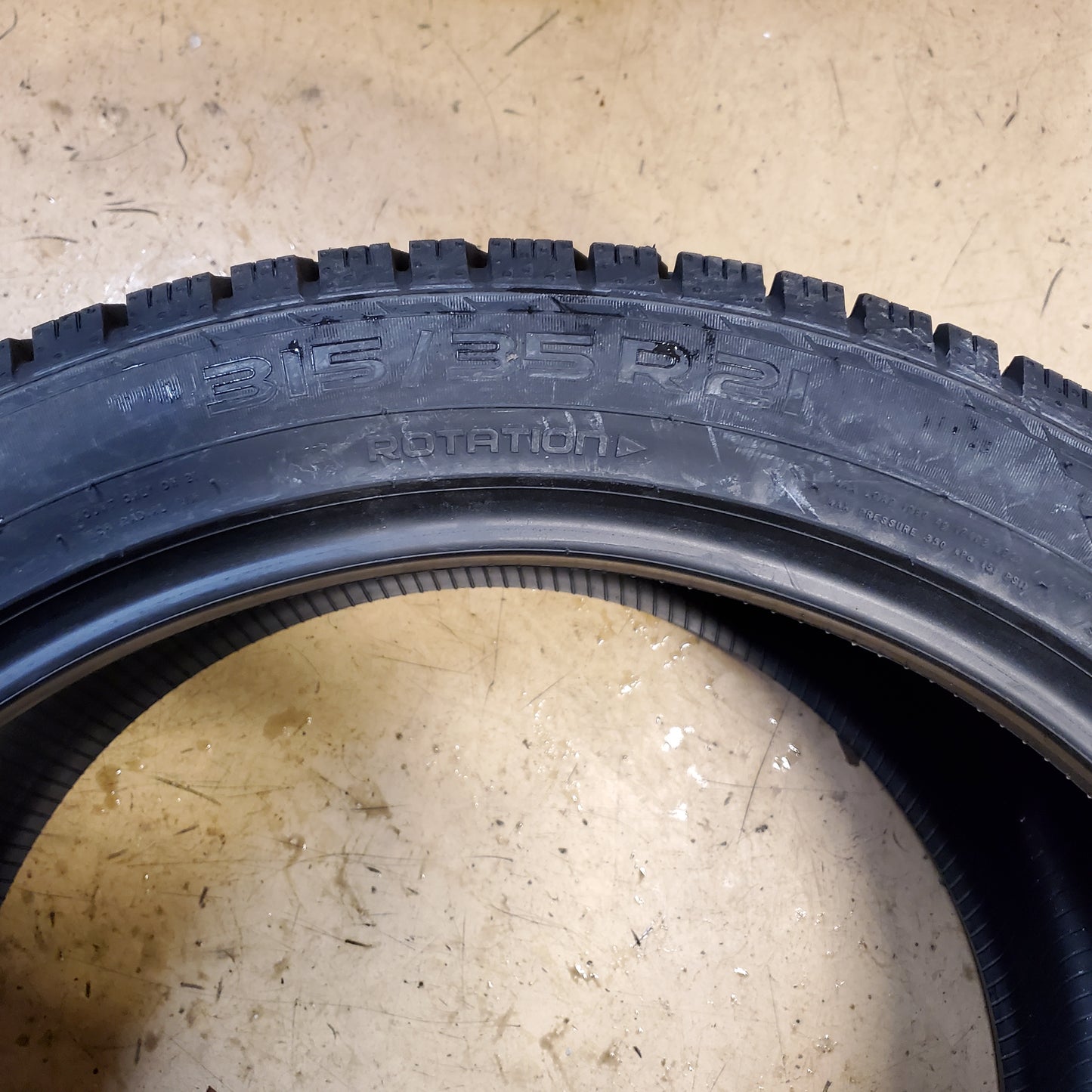 NOKIAN HAKKAPELIITTA R5 SUV BSW P 315 35 21 111T XL WINTER TIRE T432256