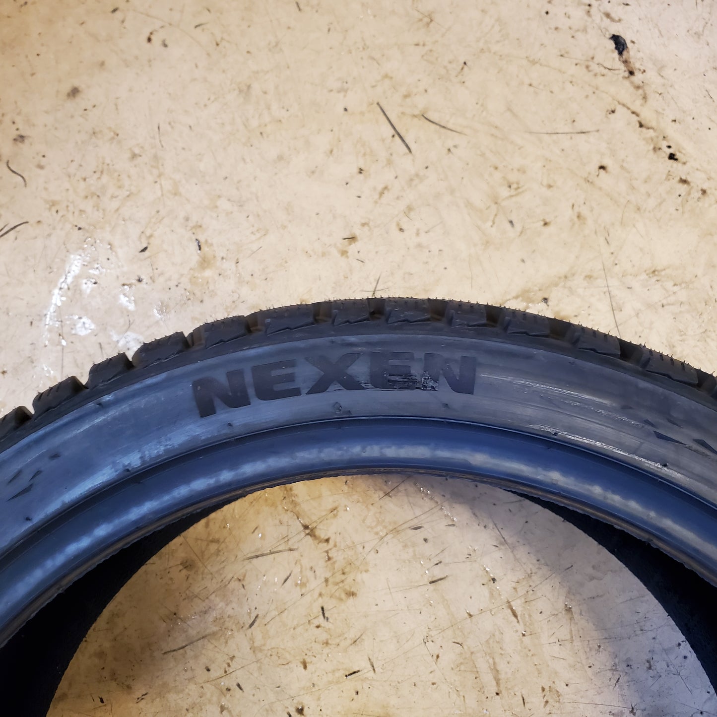 NEXEN WINGUARD WINSPIKE 3 BSW P 235 40 19 96T XL SNOW TIRE 11124NXK