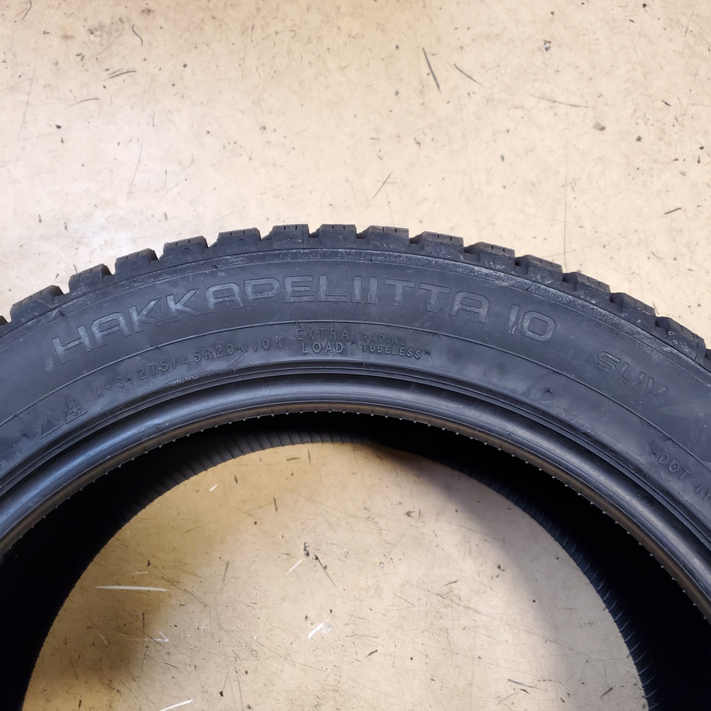 NOKIAN HAKKAPELIITTA 10 SUV STUDDED BSW P 275 45 20 110T XL WINTER TIRE TS32511