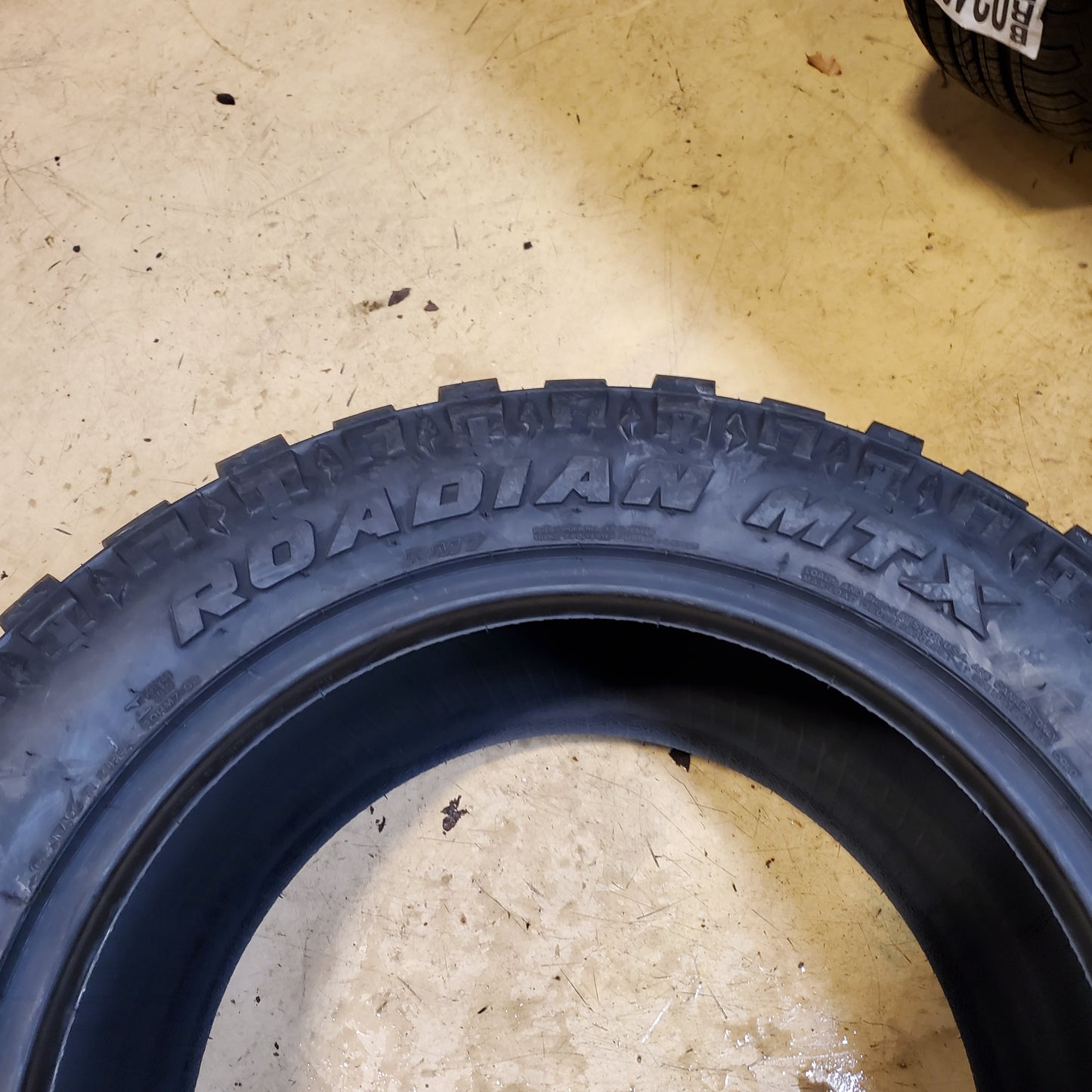 2 NEXEN ROADIAN MTX BSW LT 33 12.50 20 119Q 12PLY MUD TIRE 16265NXK