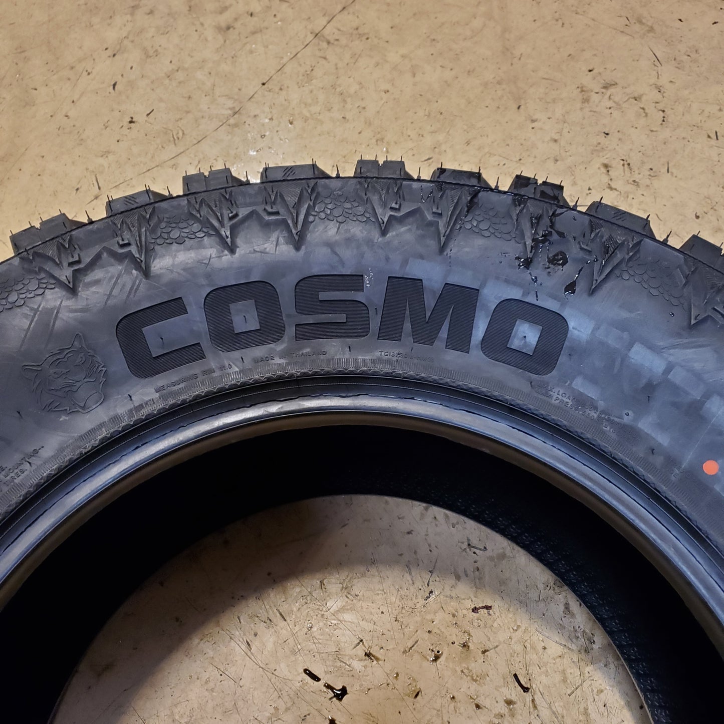 2 COSMO MUD KICKER BSW LT 37 13.50 20 128Q 12PLY MUD TIRE I0087436