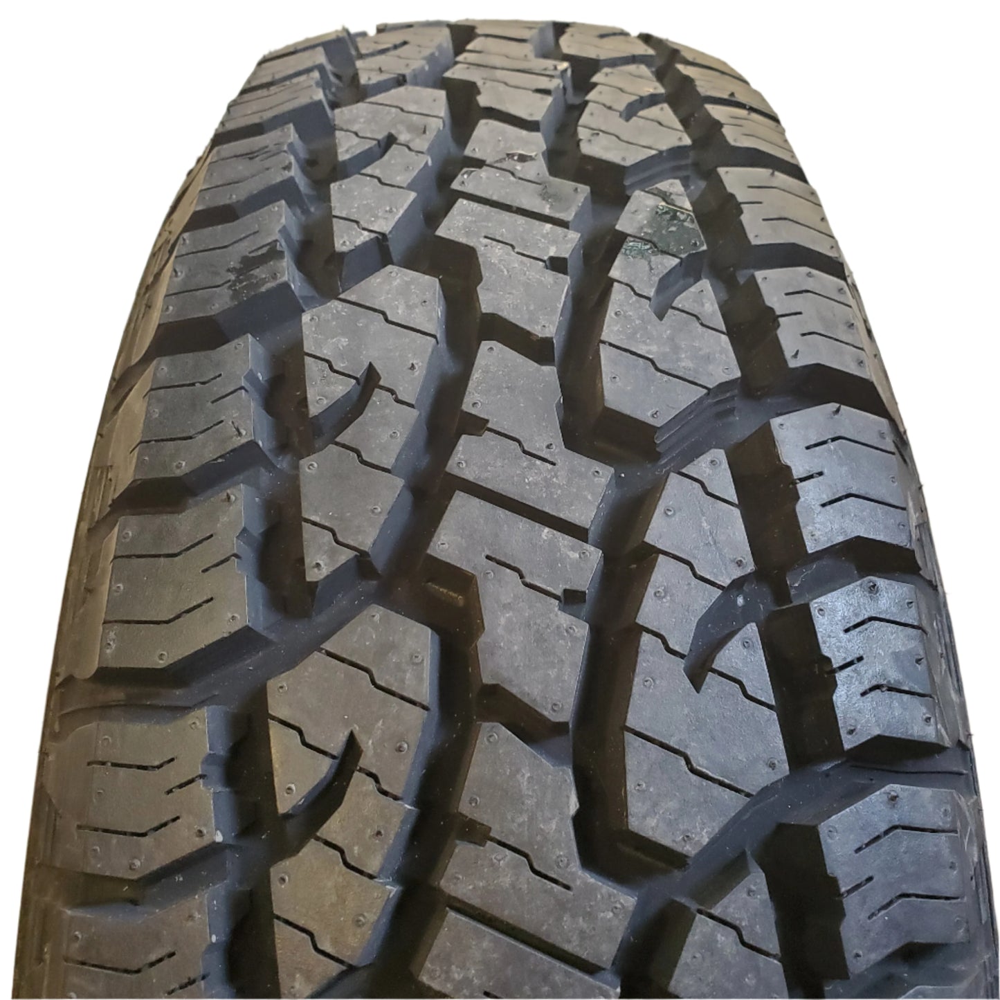 TRAIL GUIDE ALL TERRAIN BSW LT 245 75 17 121/118S 10 PLY TIRE TGT19
