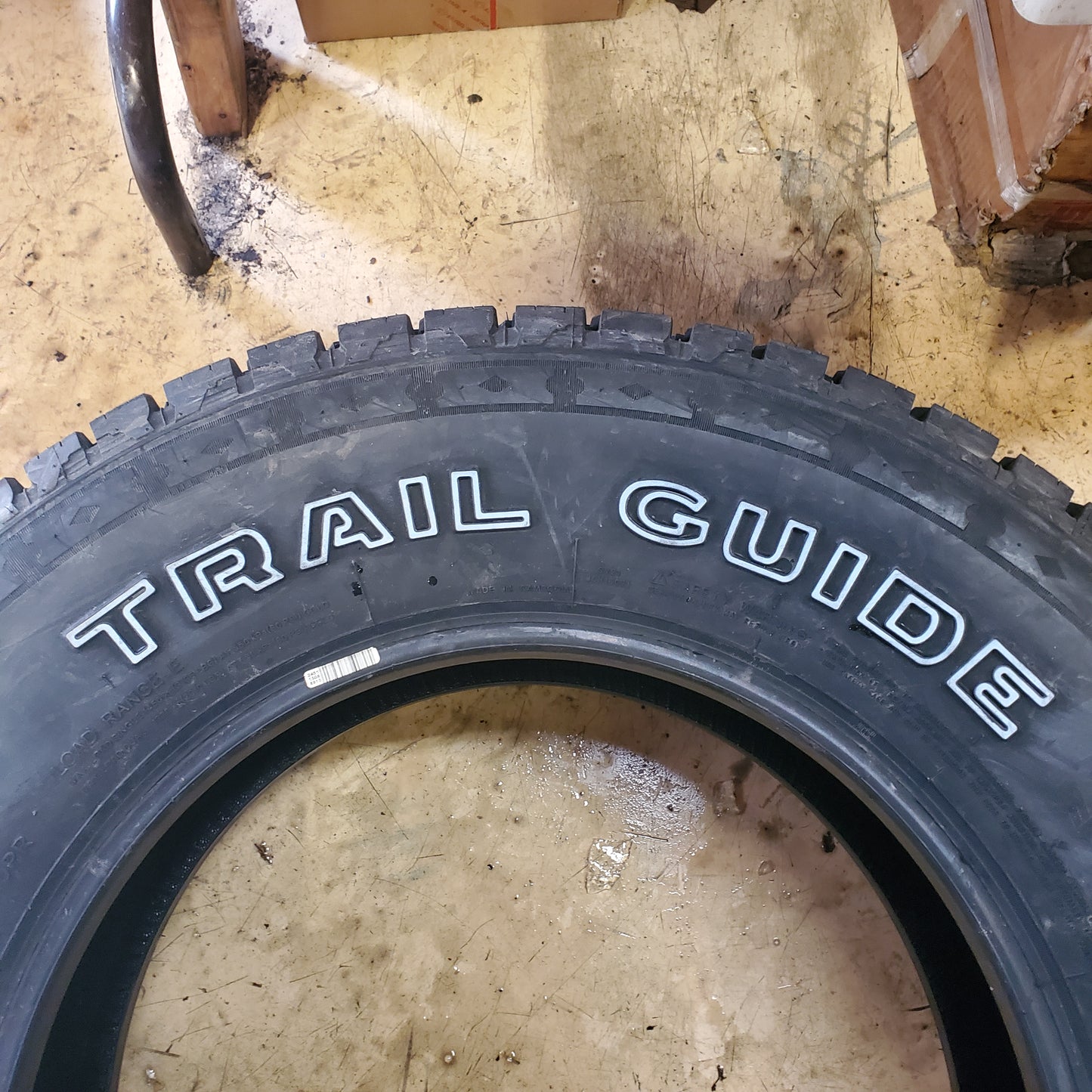 TRAIL GUIDE ALL TERRAIN BSW LT 245 75 17 121/118S 10 PLY TIRE TGT19