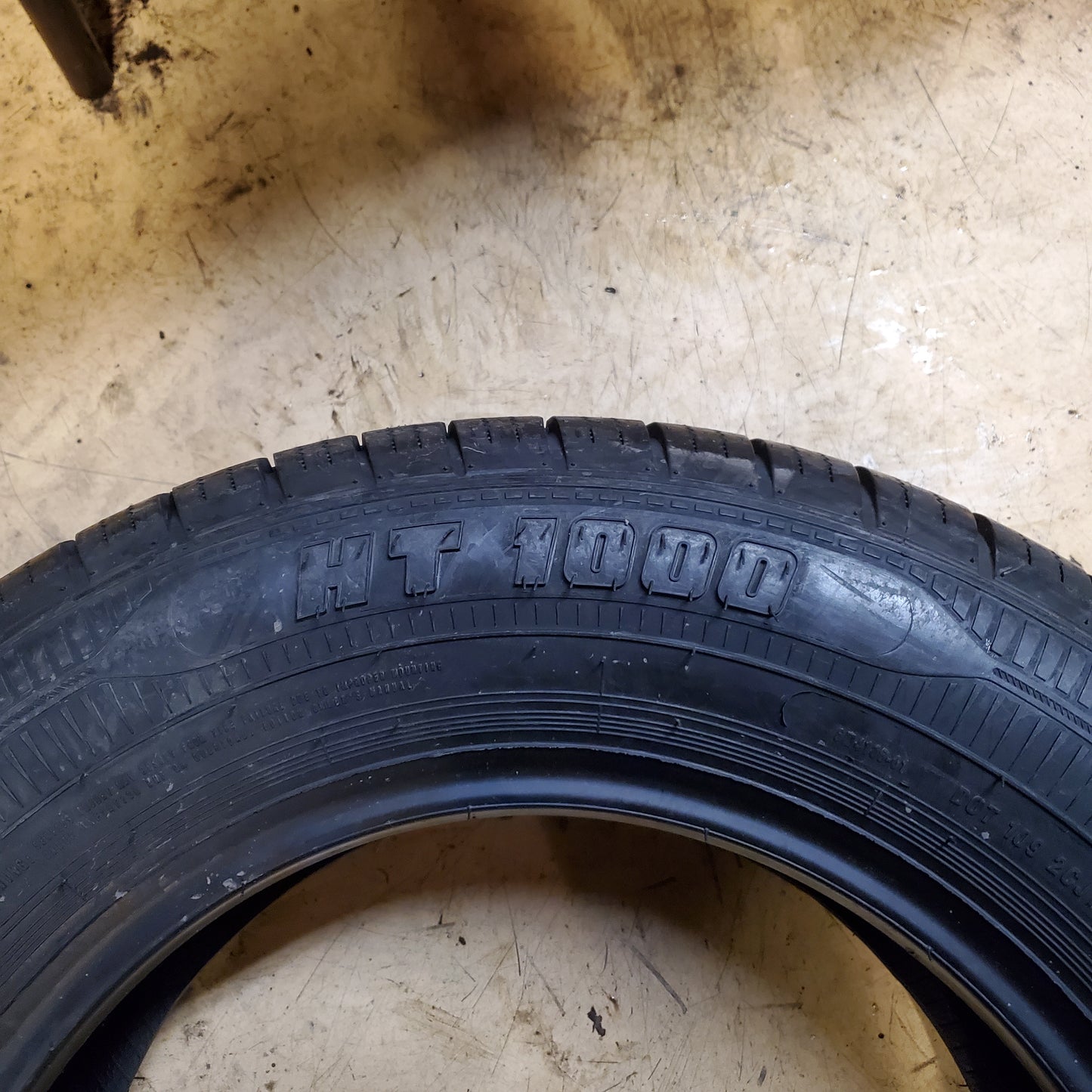 ZEETEX HT1000 BSW P 235 65 16 103H HIGHWAY TIRE 1200032196
