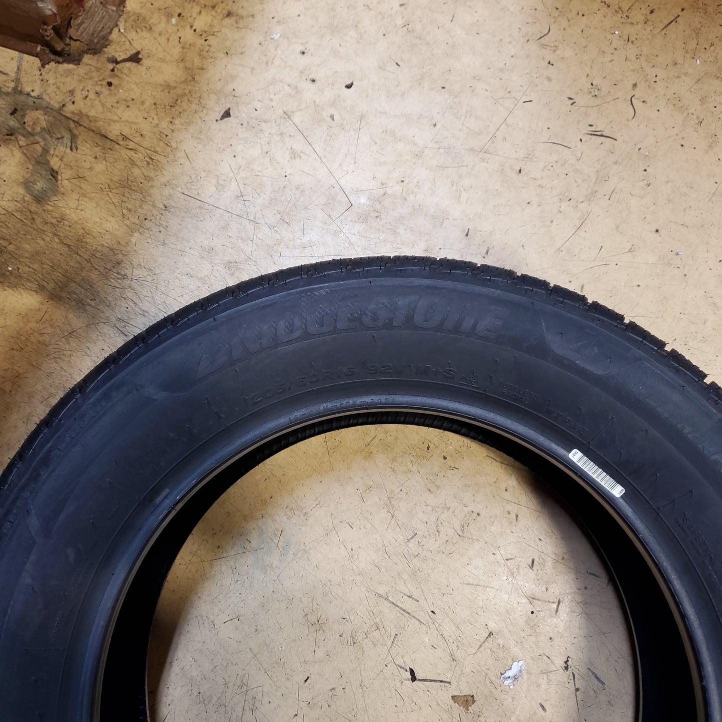 BRIDGESTONE WEATHERPEAK BSW P 205 60 16 92V ALL WEATHER TIRE 006022