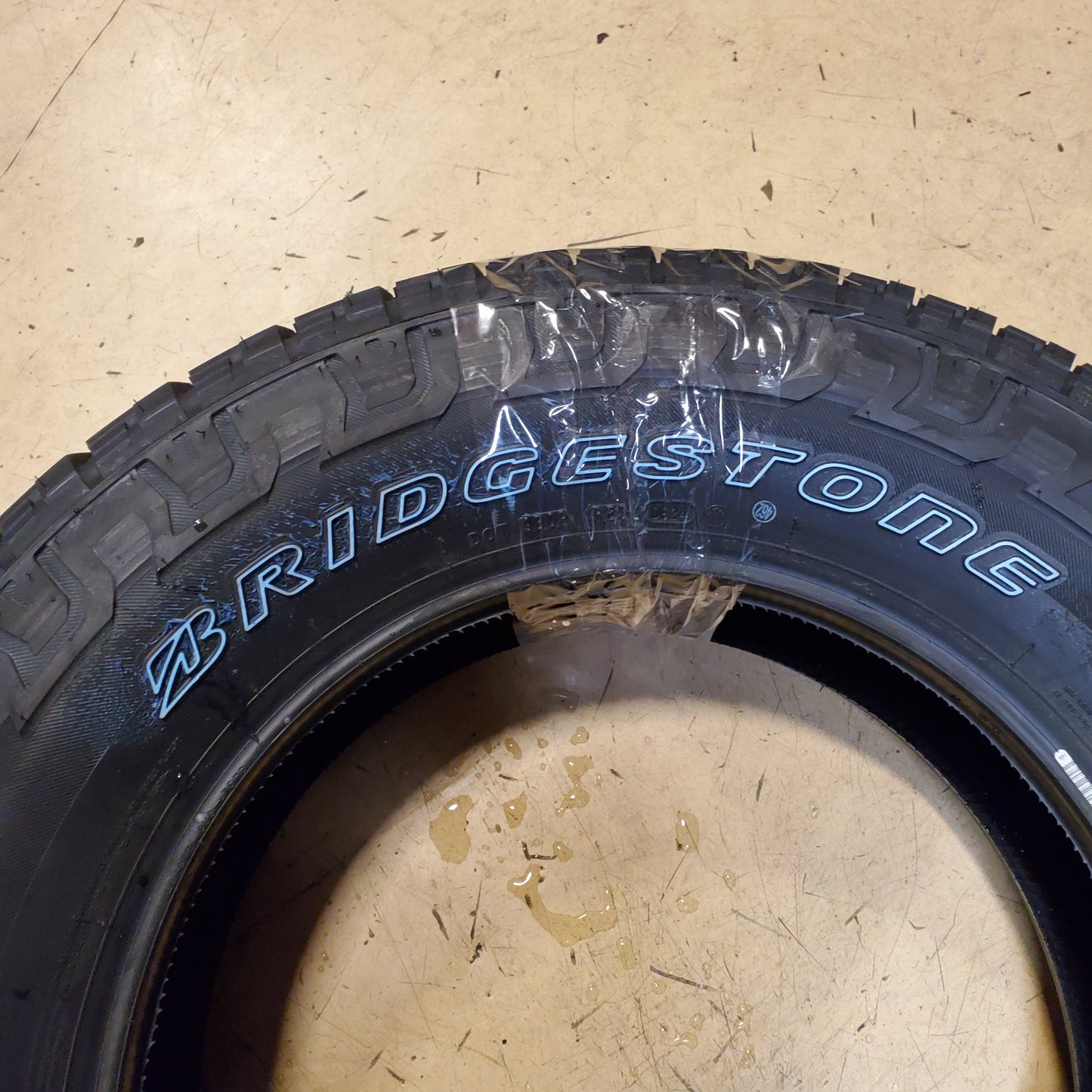 BRIDGESTONE DUELER A/T REVO 3 BSW P 255 70 18 112T ALL TERRAIN TIRE 000049