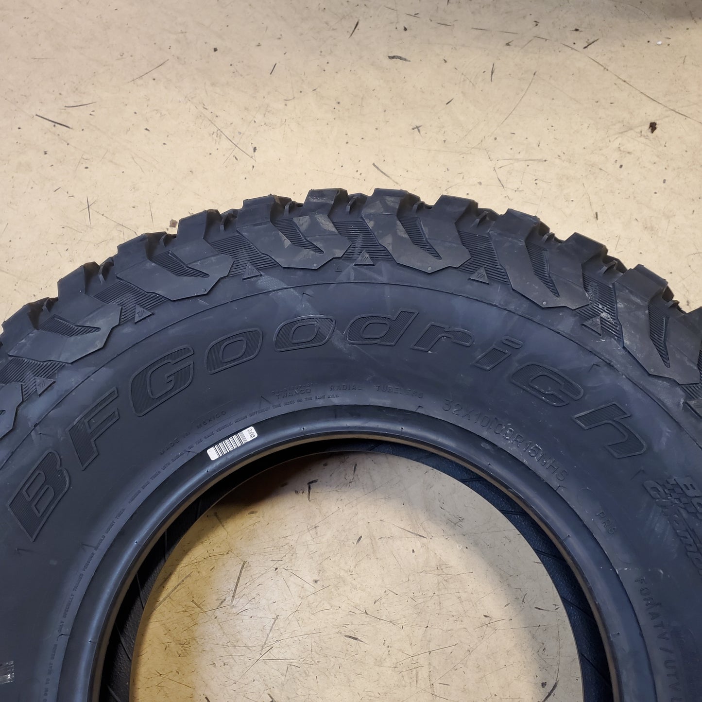 BFGOODRICH MUD-TERRAIN T/A KM3 BSW P 32 10 15 NHS 6 PLY ATV/UTV TIRE 26547