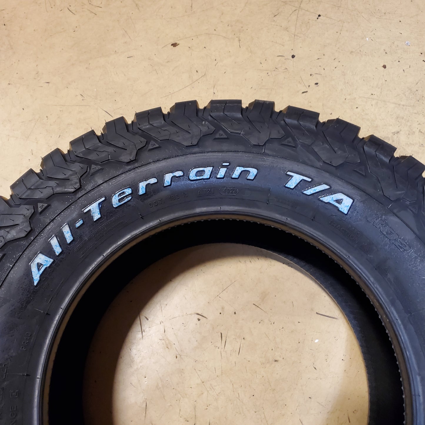 (KSL ONLY) 4 BFGOODRICH ALL-TERRAIN T/A KO2 RWL LT 285 65 18 125/122R 10 PLY TIRE 16168