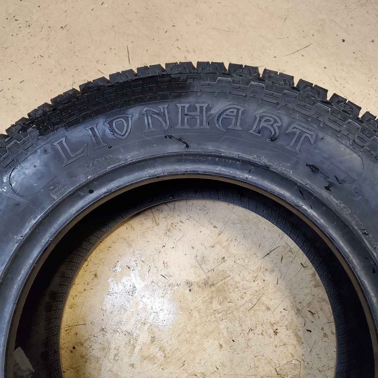 LIONHART LIONCLAW ATX2 BSW LT 245 70 17 119/116S 10 PLY TIRE LHSTATX1770030