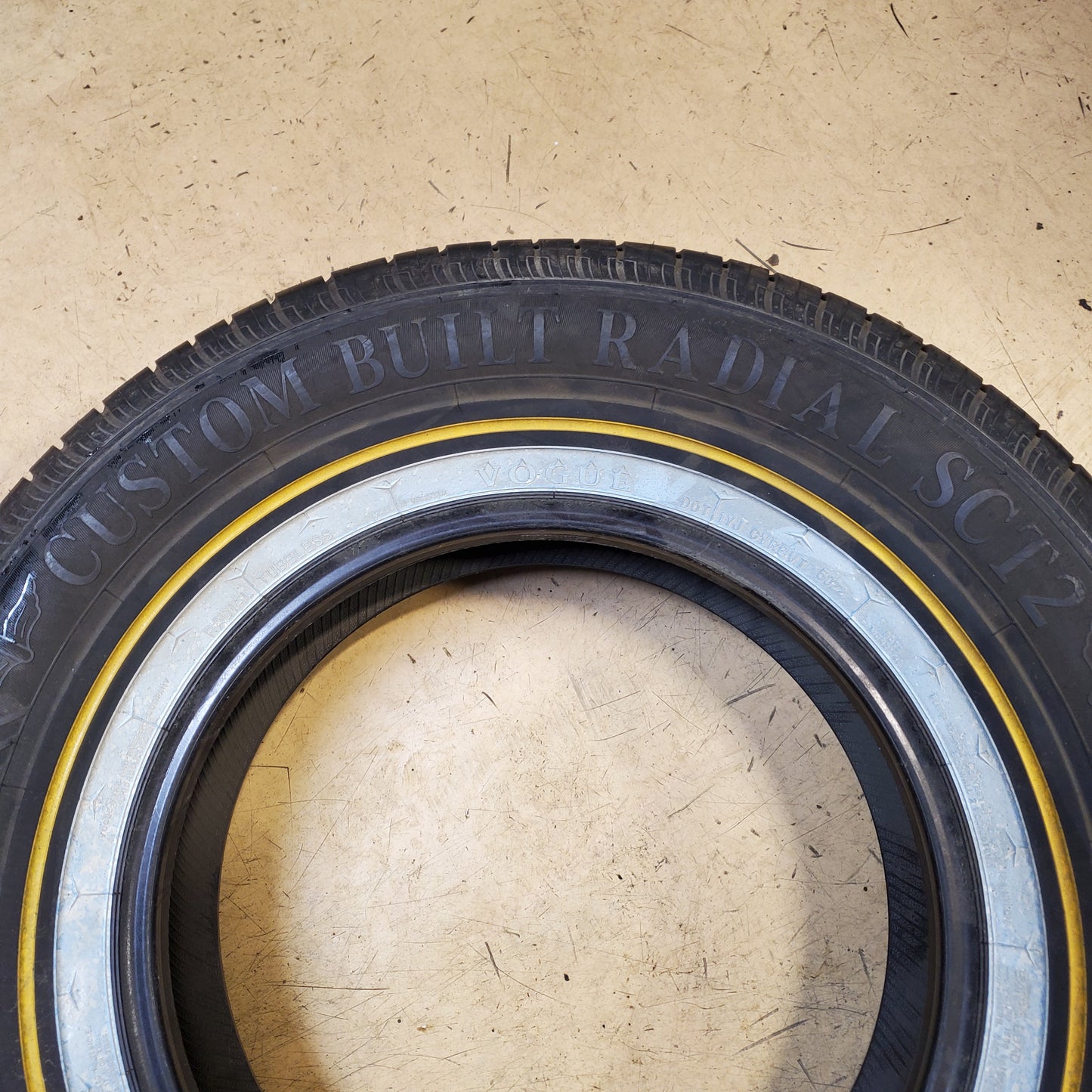 VOGUE CUSTOM BUILT RADIAL SCT2 WG P 265 70 17 116H XL ALL SEASON TIRE 3213175